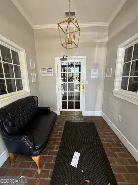 2718 N Oak Street Property Photo 2