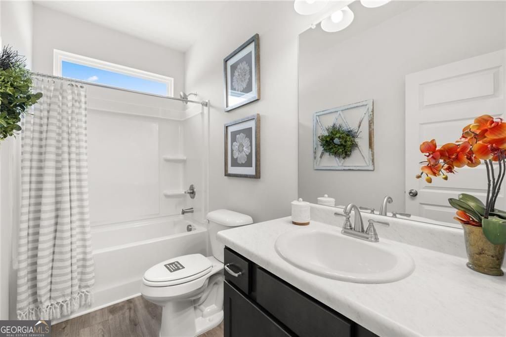 1005 Elowen Drive Property Photo 42