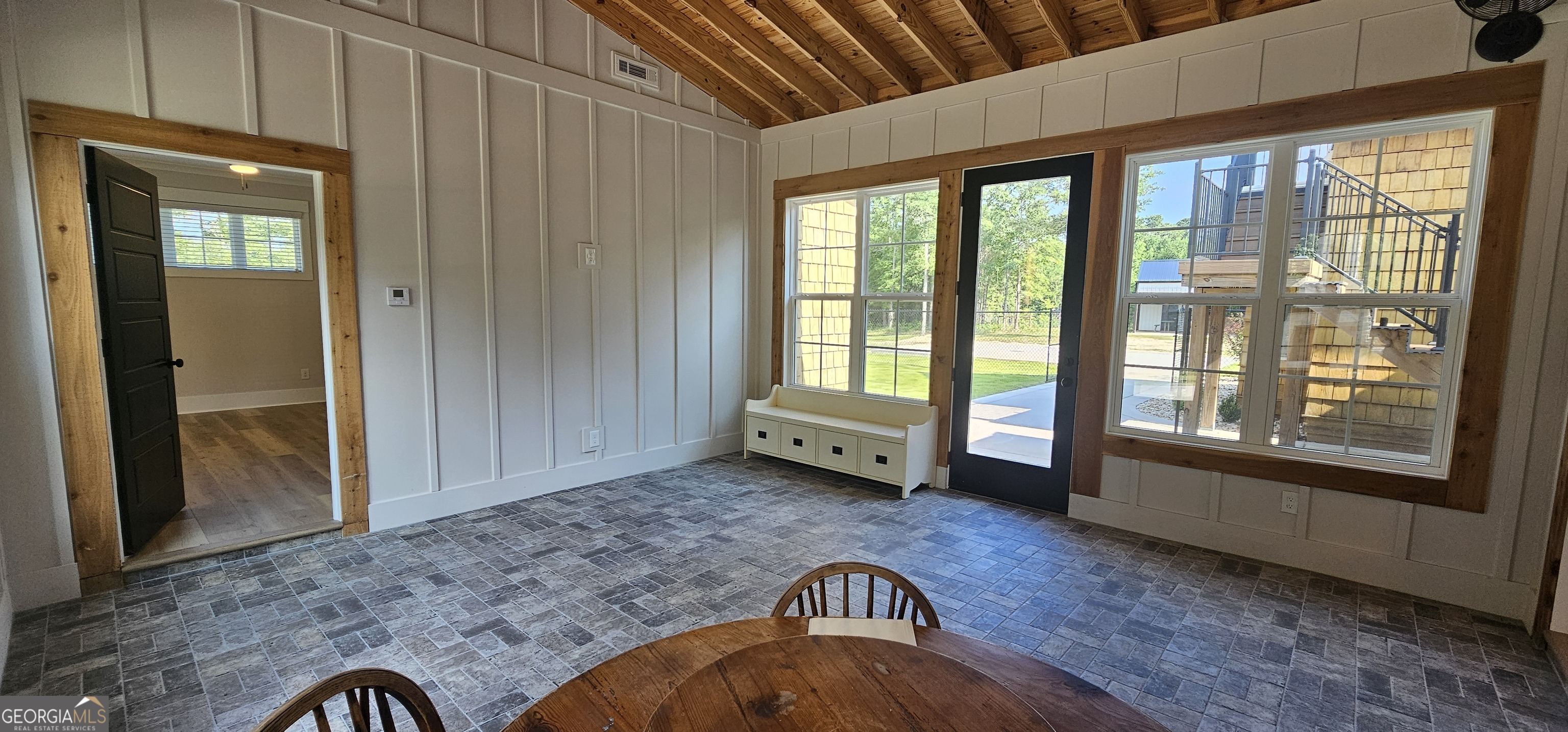 654 Property Photo 22