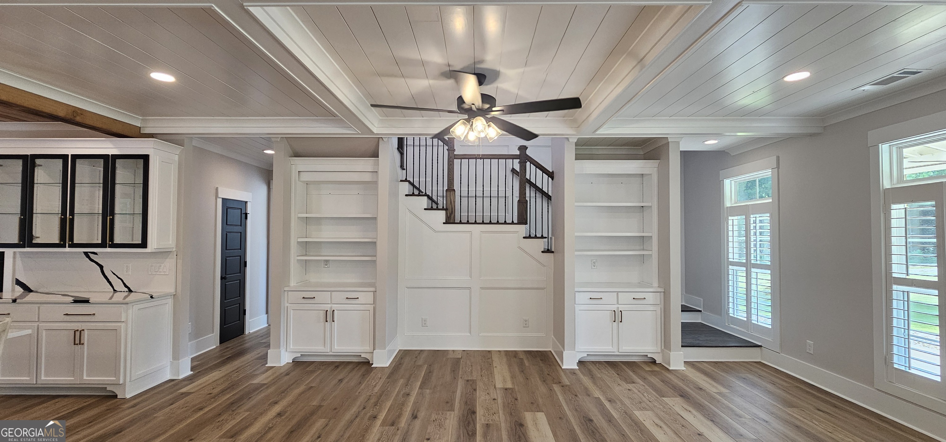 654 Property Photo 37