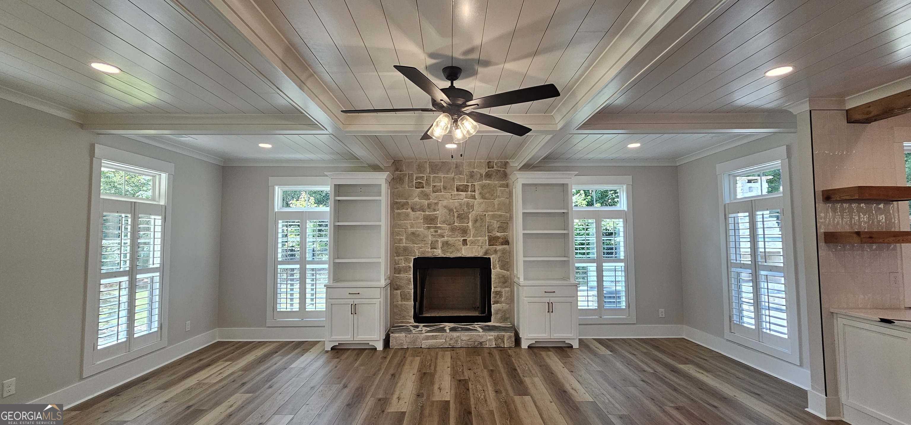654 Property Photo 38