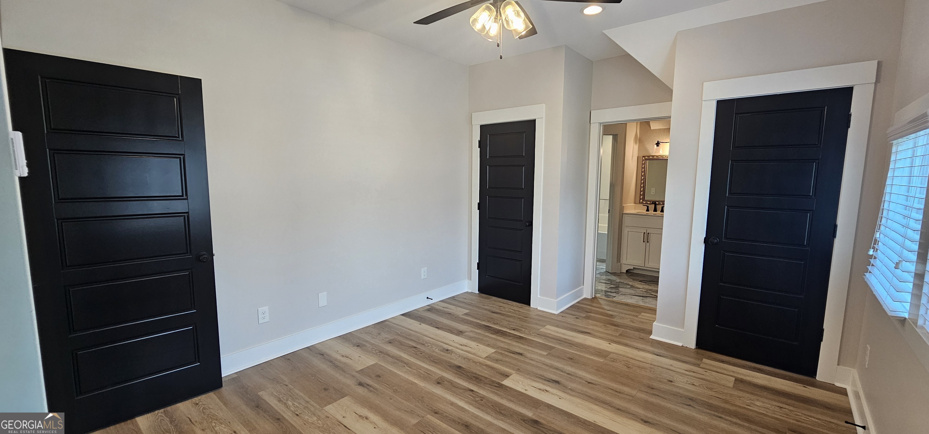 654 Property Photo 46