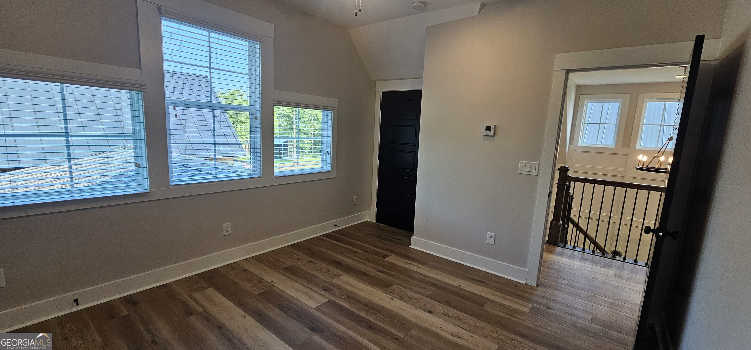654 Property Photo 48