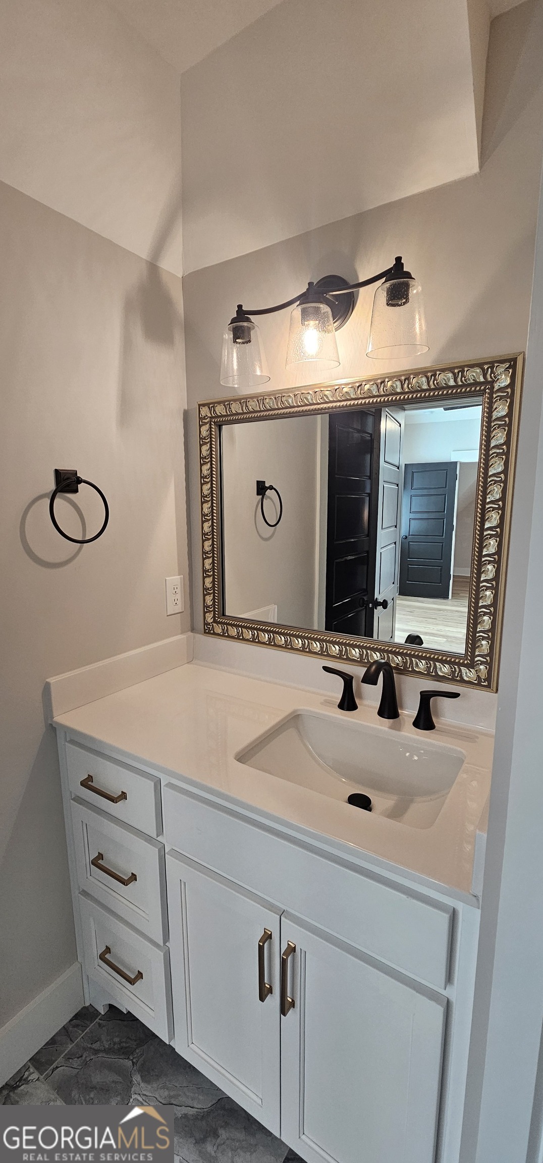 654 Property Photo 63