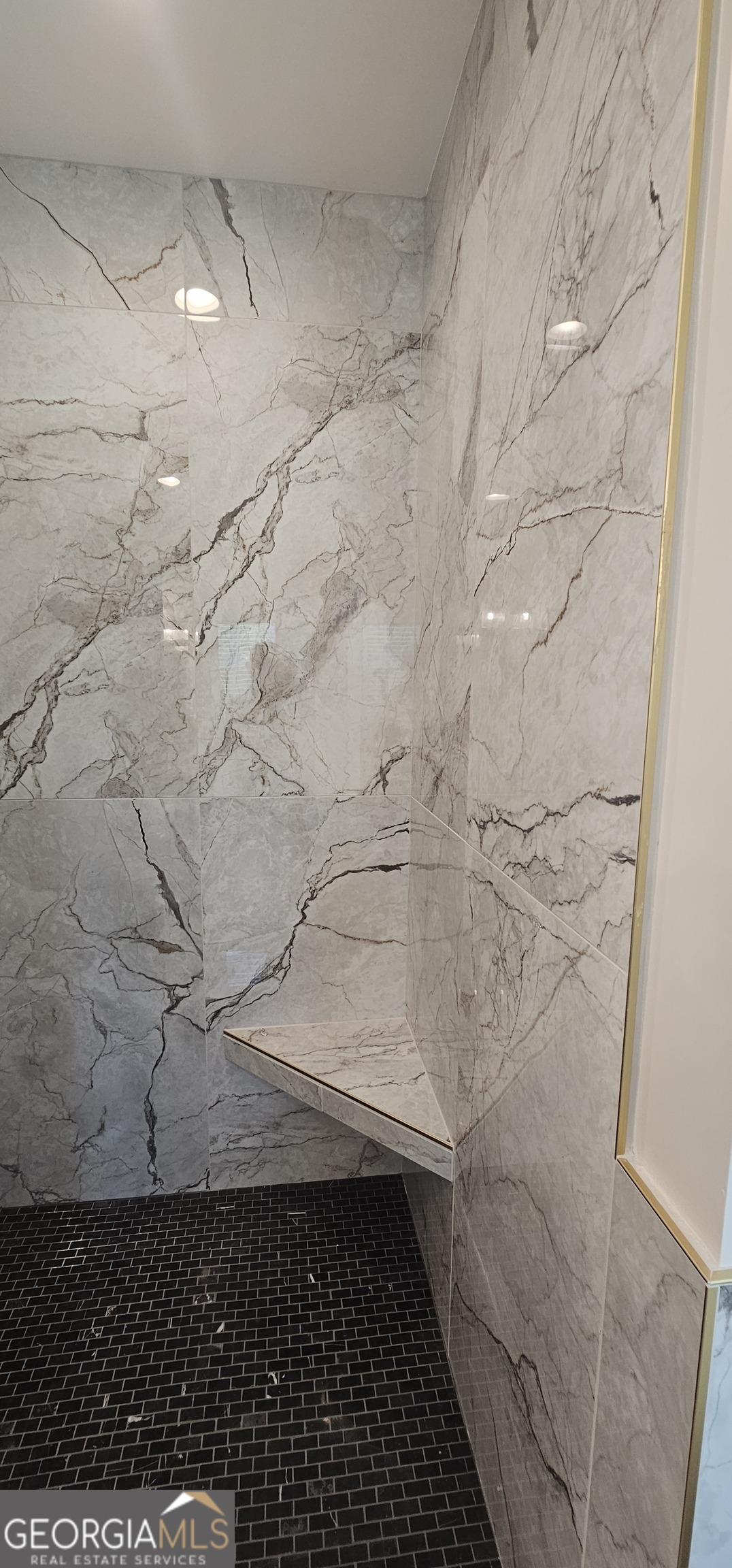 654 Property Photo 100