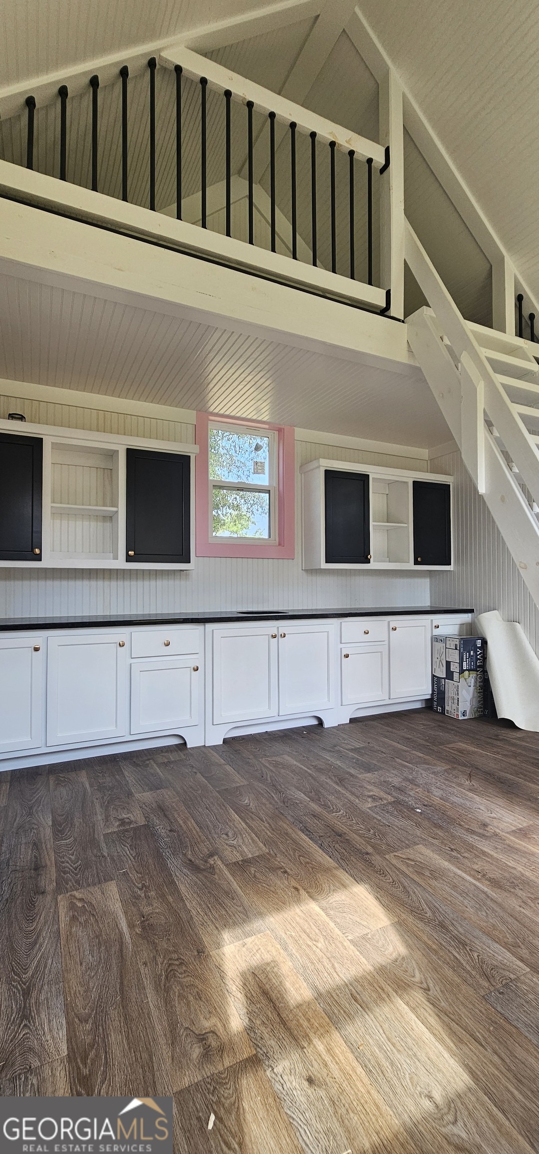 654 Property Photo 143