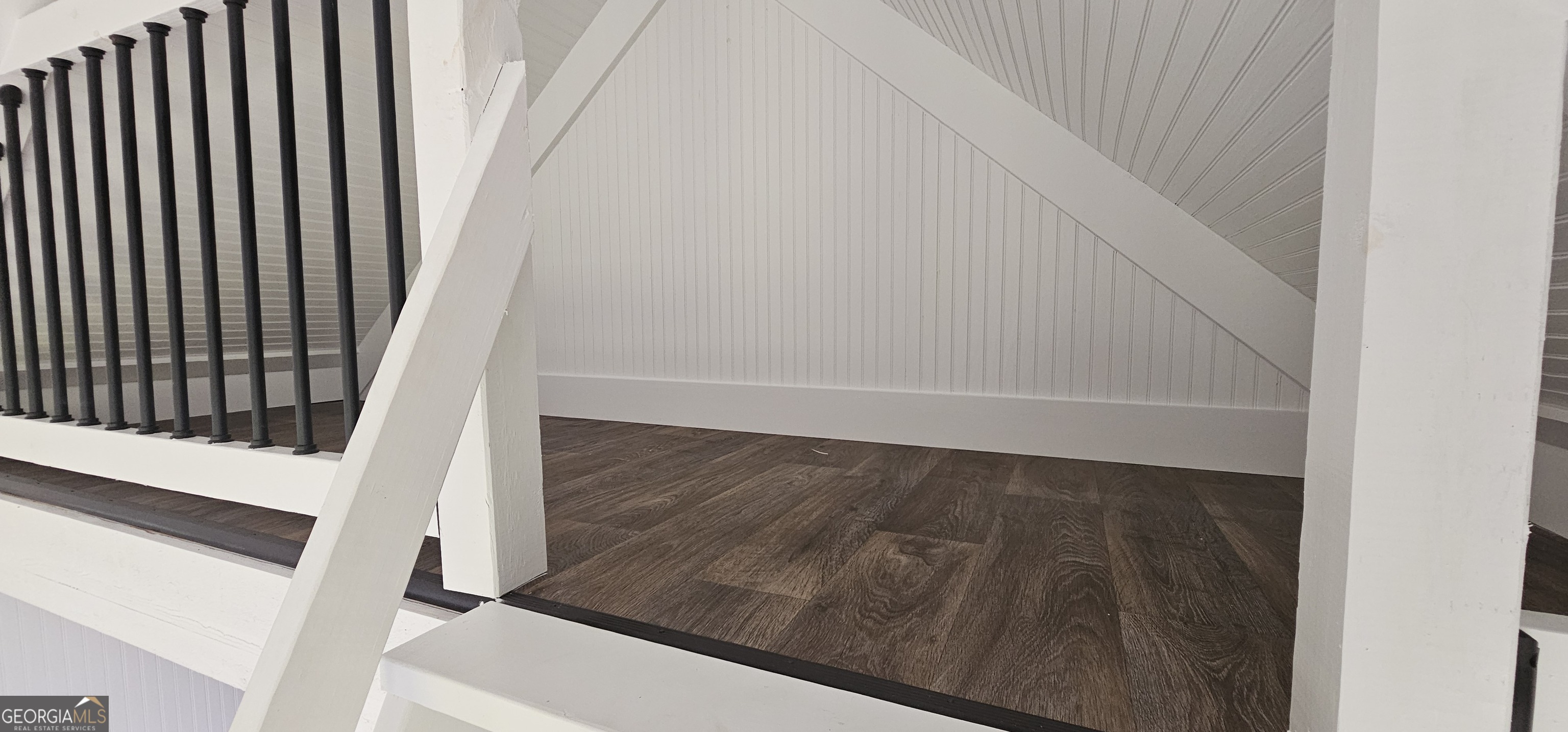 654 Property Photo 145