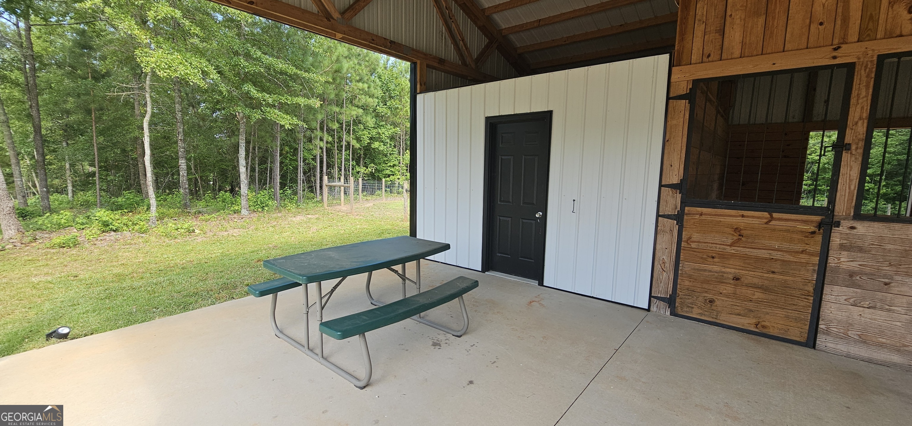 654 Property Photo 153