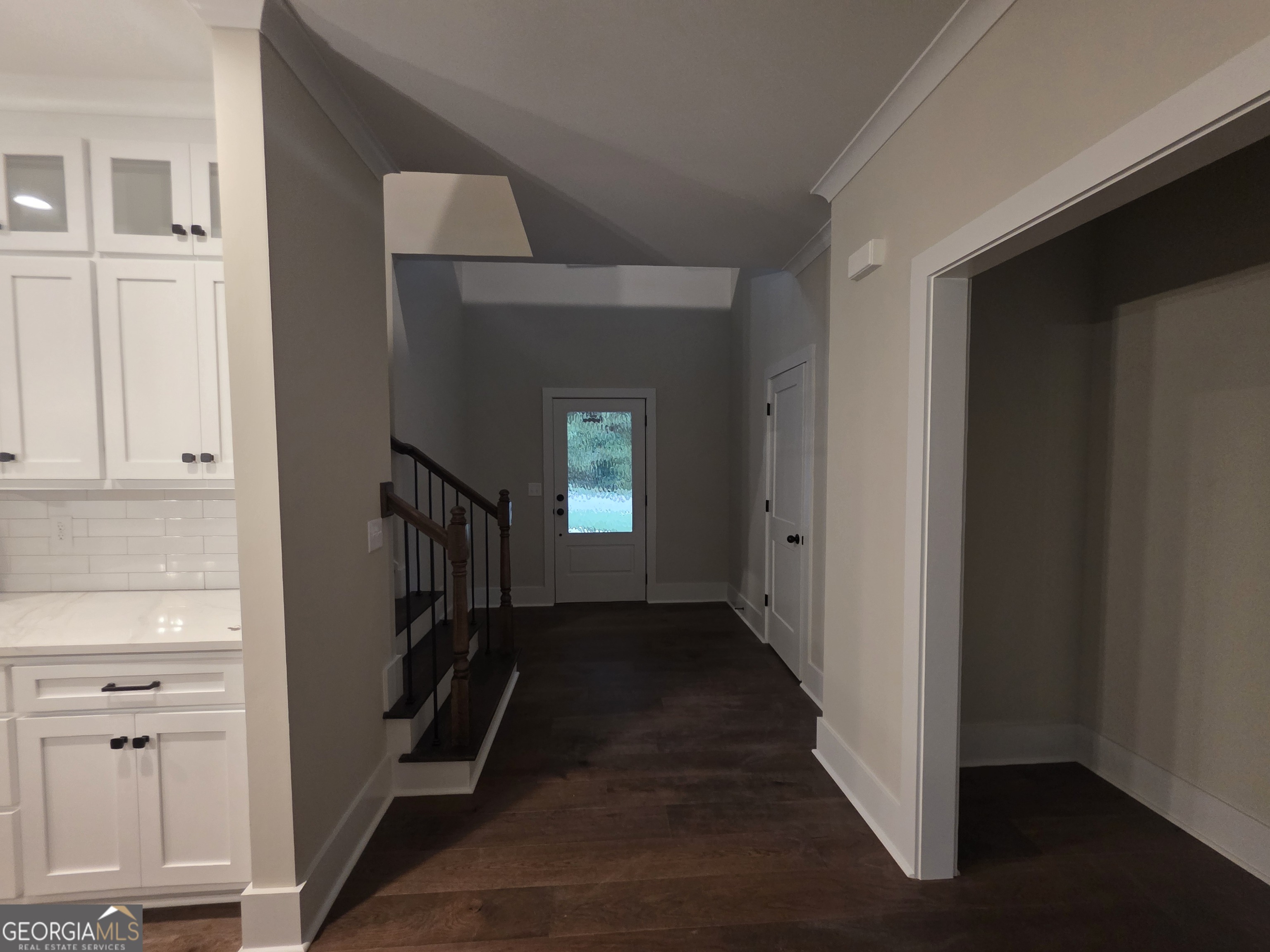 19 Louie Lane # 33 Property Photo 16