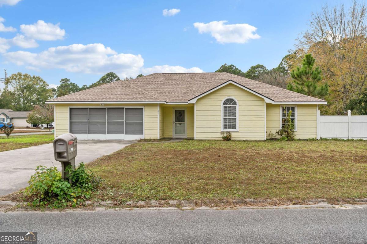 201 Lake Wisteria Drive