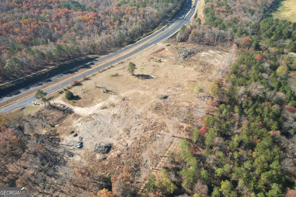 4143 Highway 411 Property Photo 2