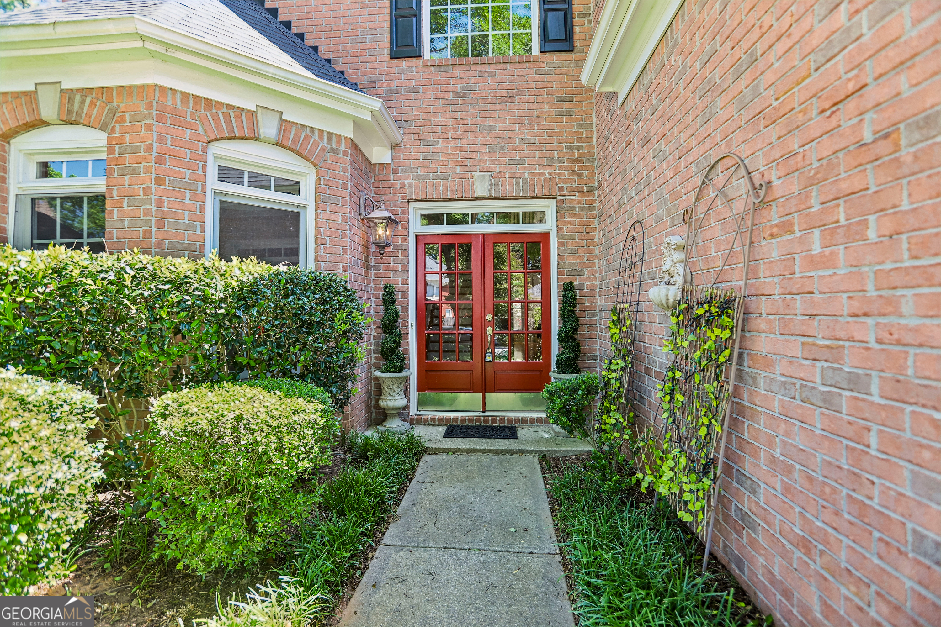 3054 Montclair Circle Se Property Photo 7