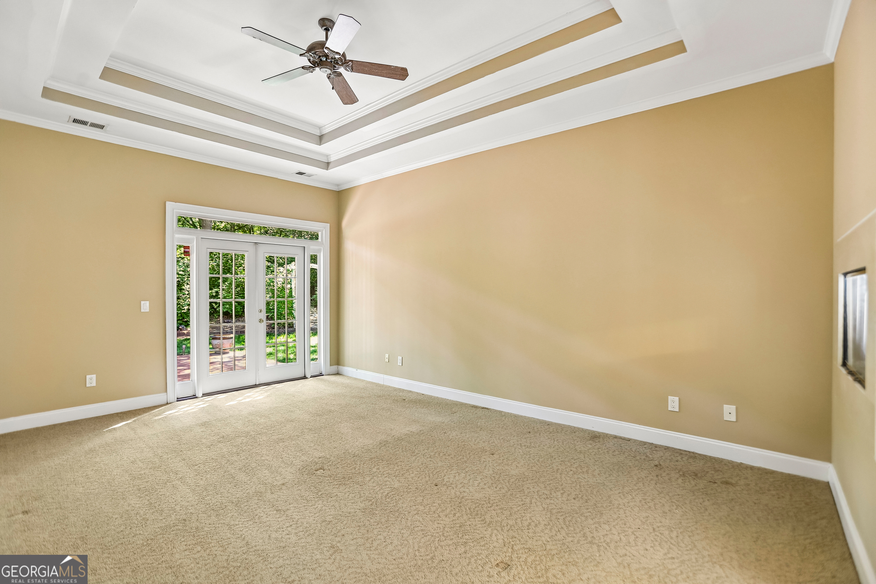 3054 Montclair Circle Se Property Photo 9