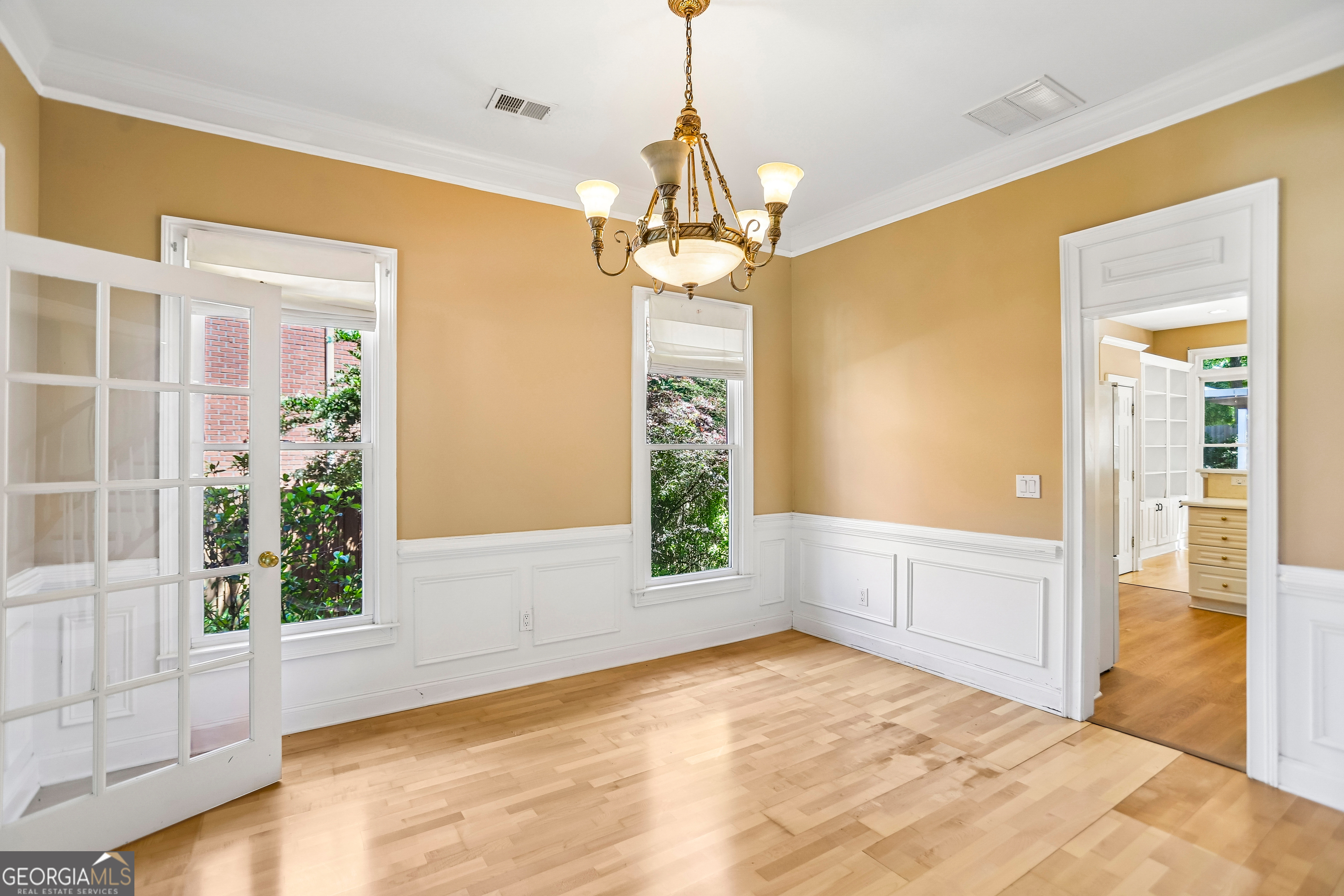 3054 Montclair Circle Se Property Photo 15