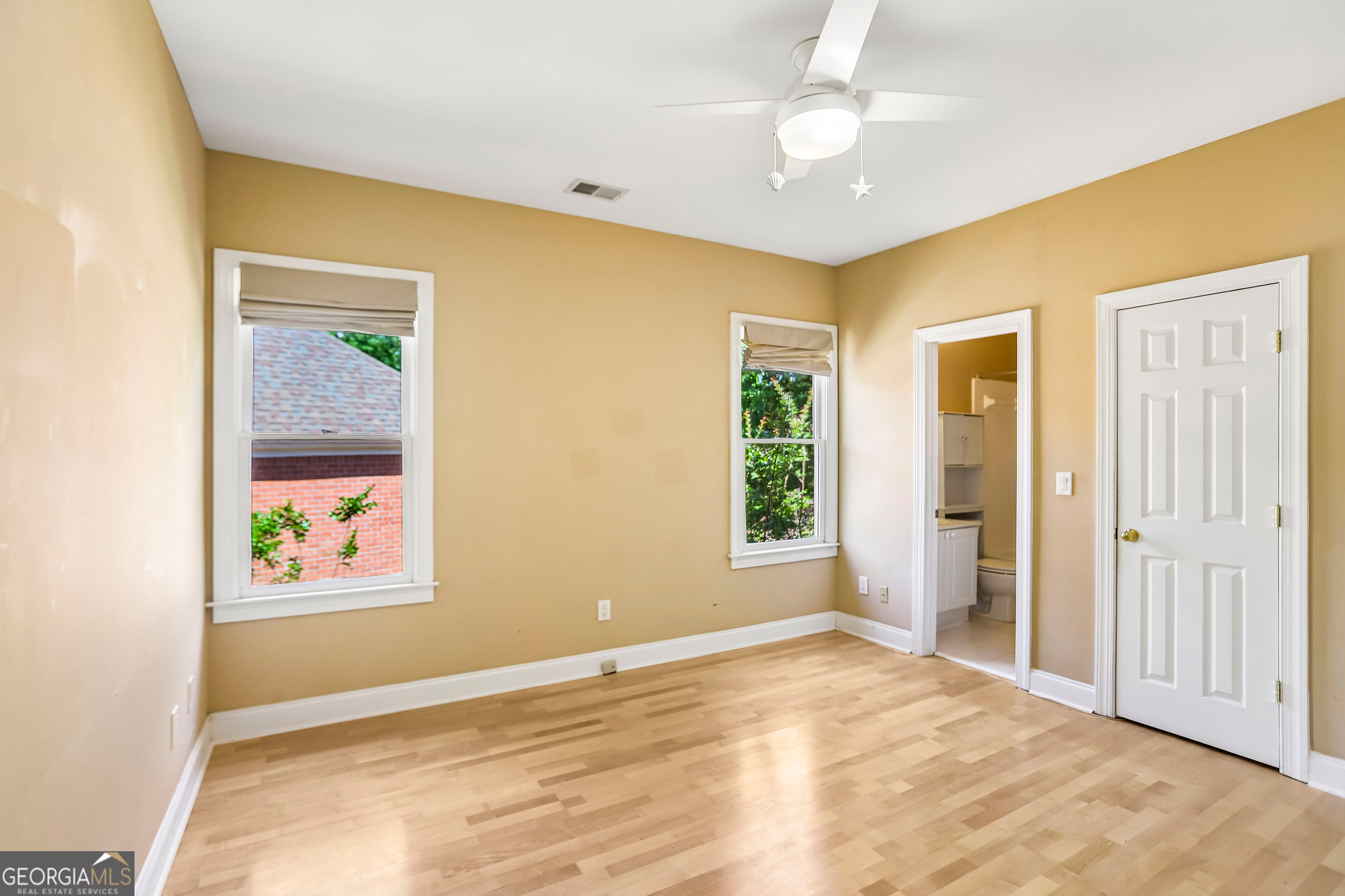 3054 Montclair Circle Se Property Photo 23