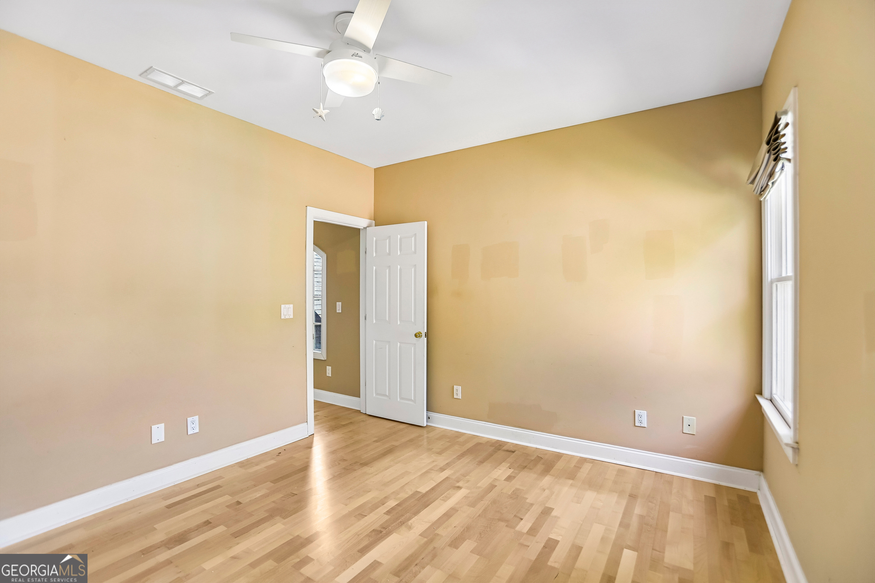 3054 Montclair Circle Se Property Photo 24