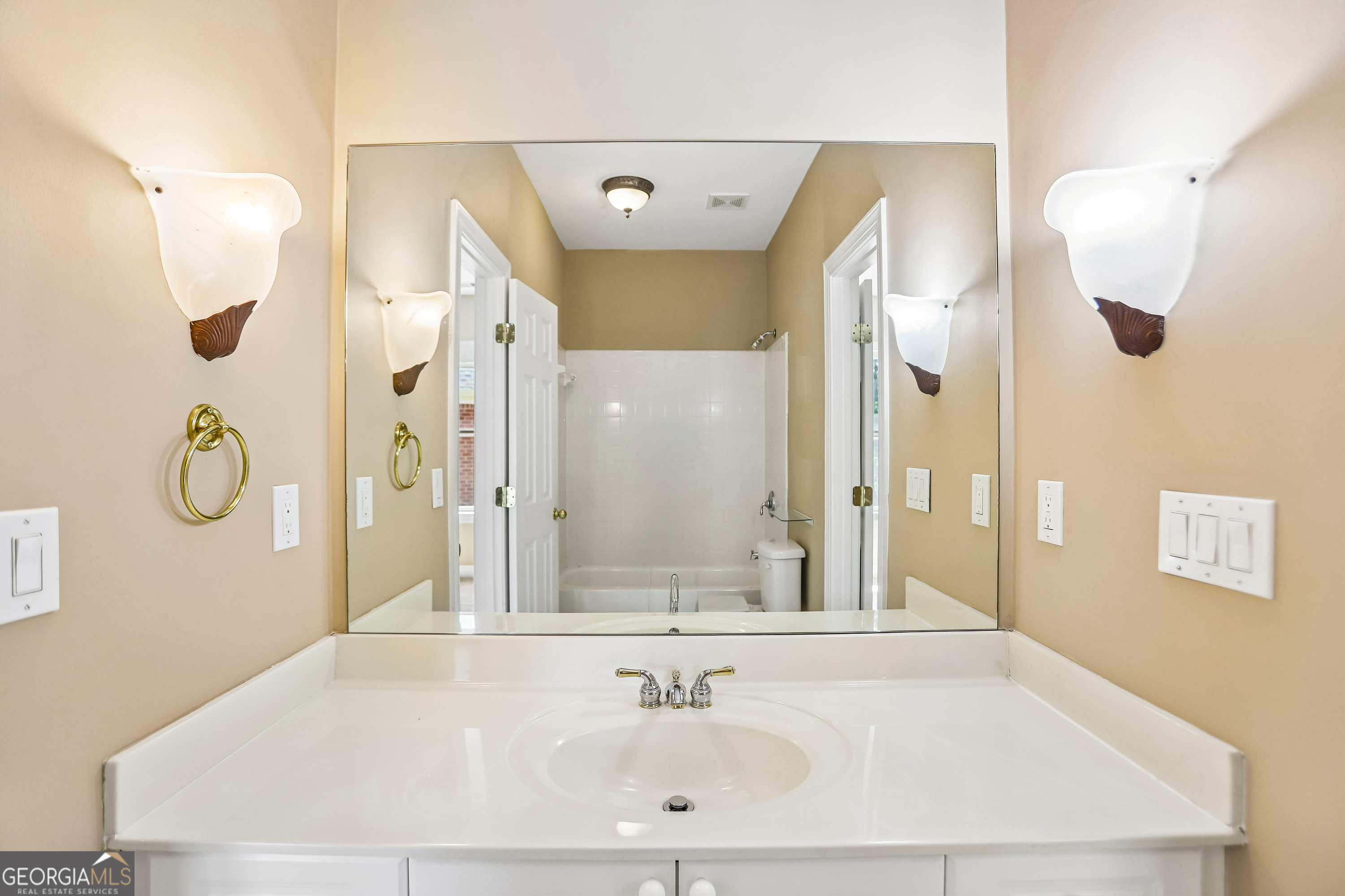 3054 Montclair Circle Se Property Photo 28
