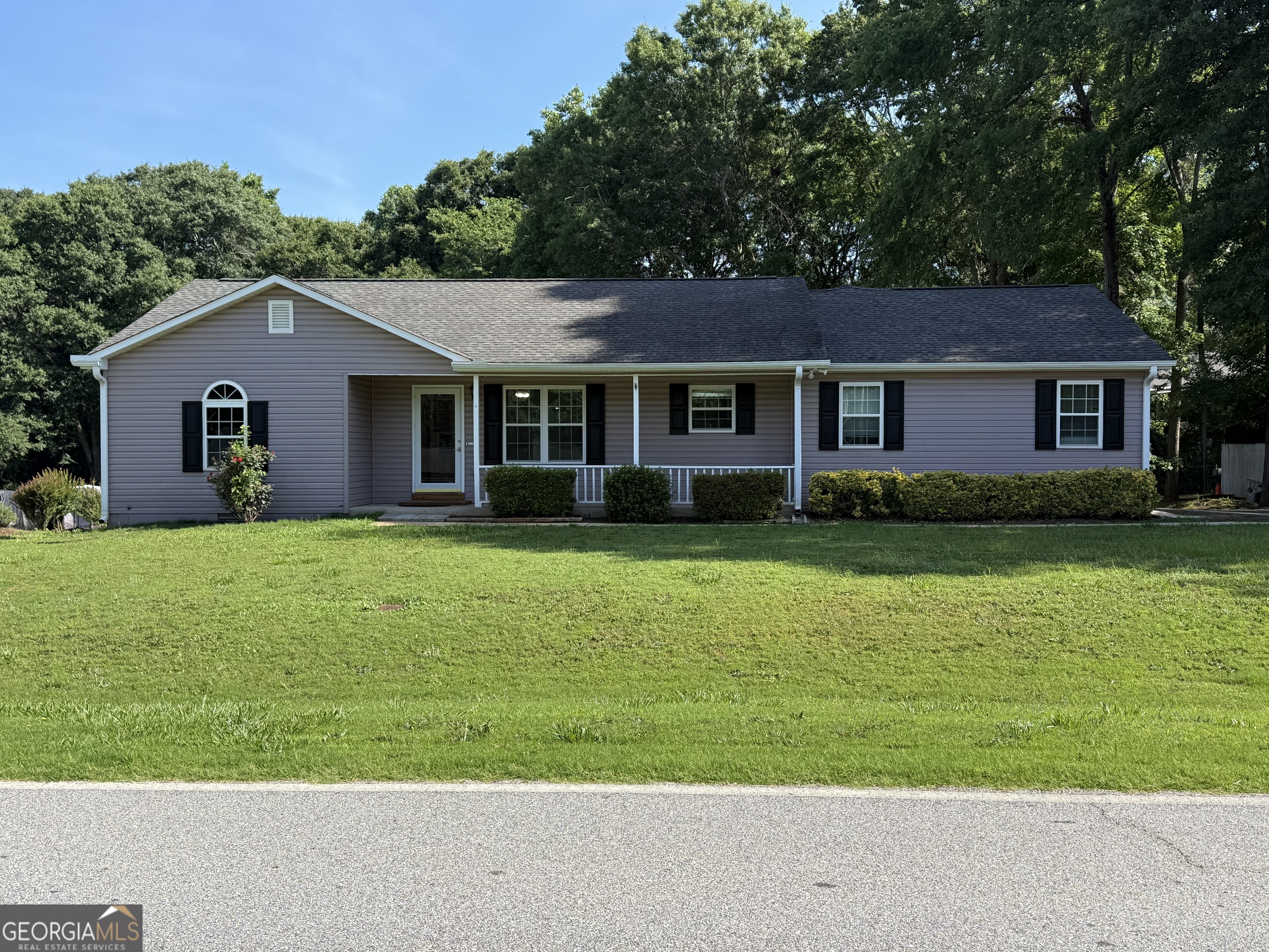 384 Sam Brown Boulevard Property Photo 1