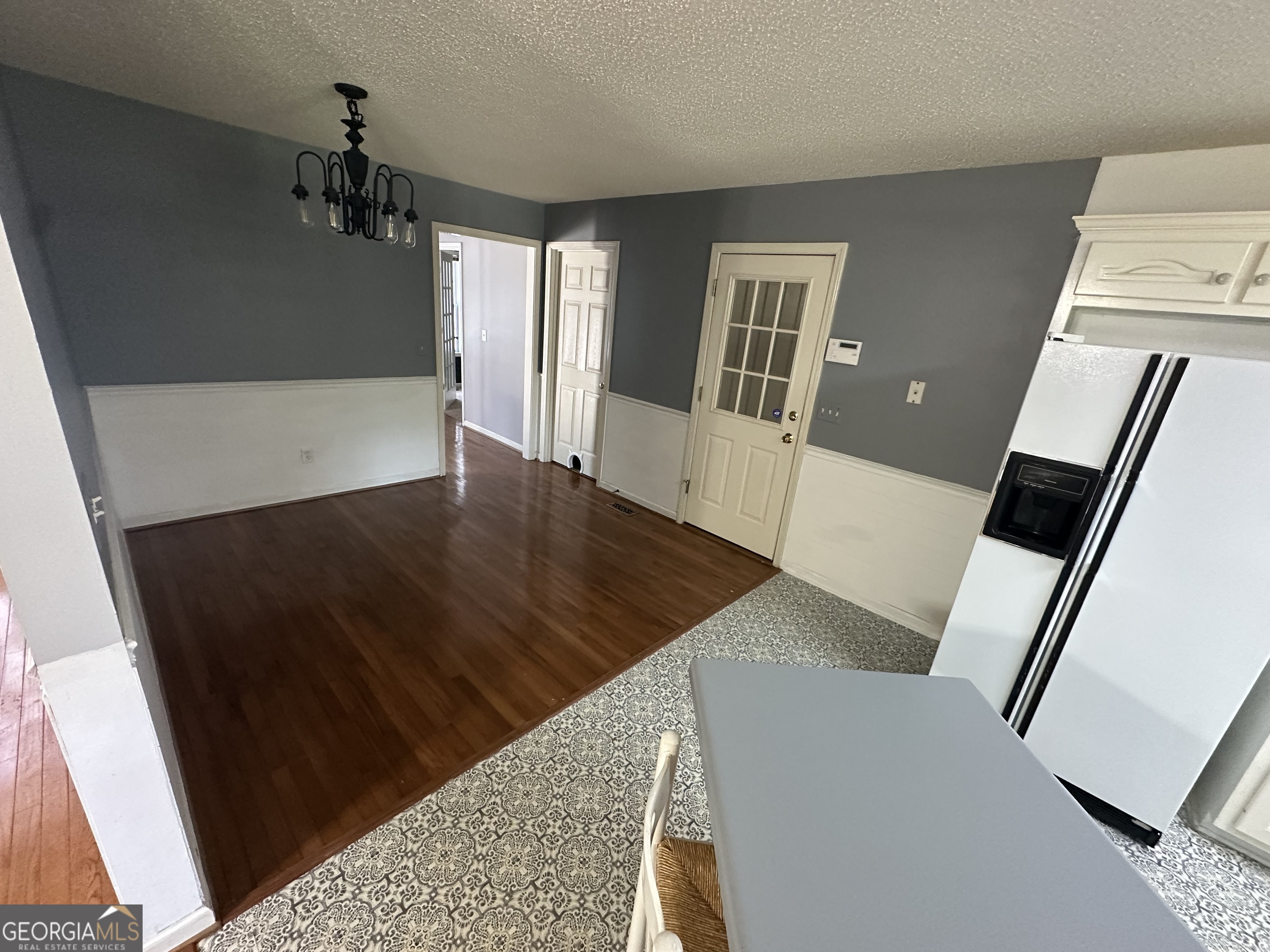384 Sam Brown Boulevard Property Photo 6