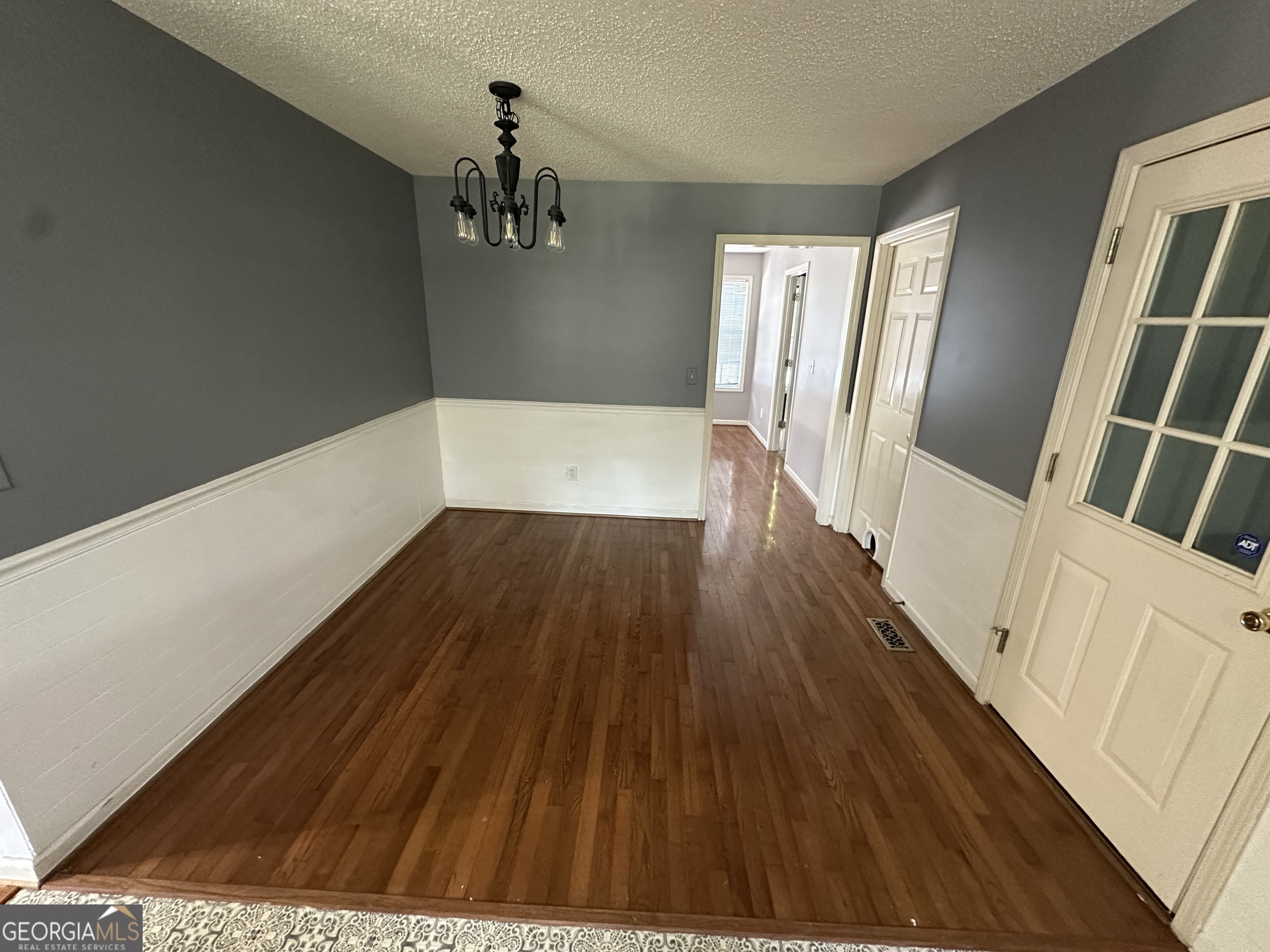 384 Sam Brown Boulevard Property Photo 13