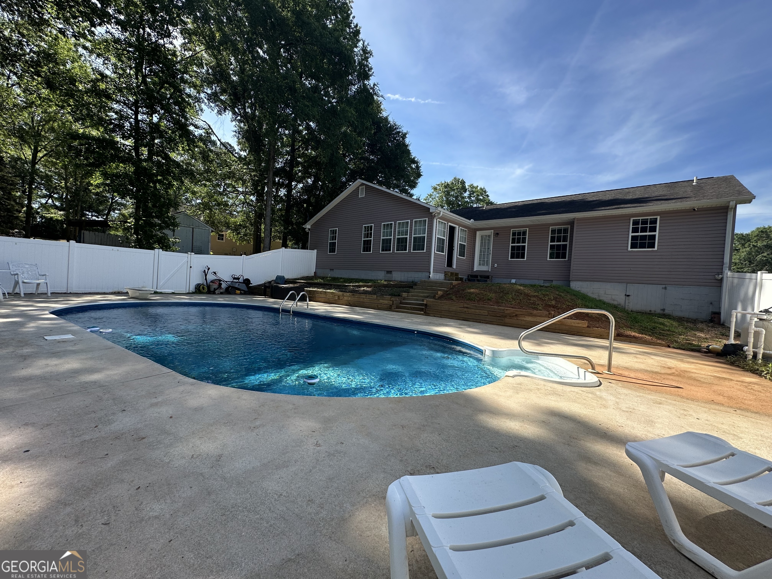 384 Sam Brown Boulevard Property Photo 19