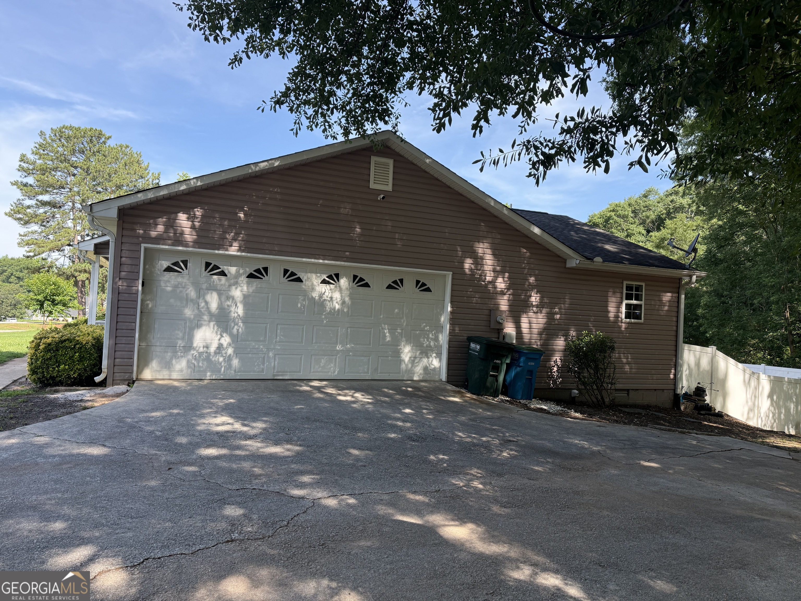384 Sam Brown Boulevard Property Photo 26