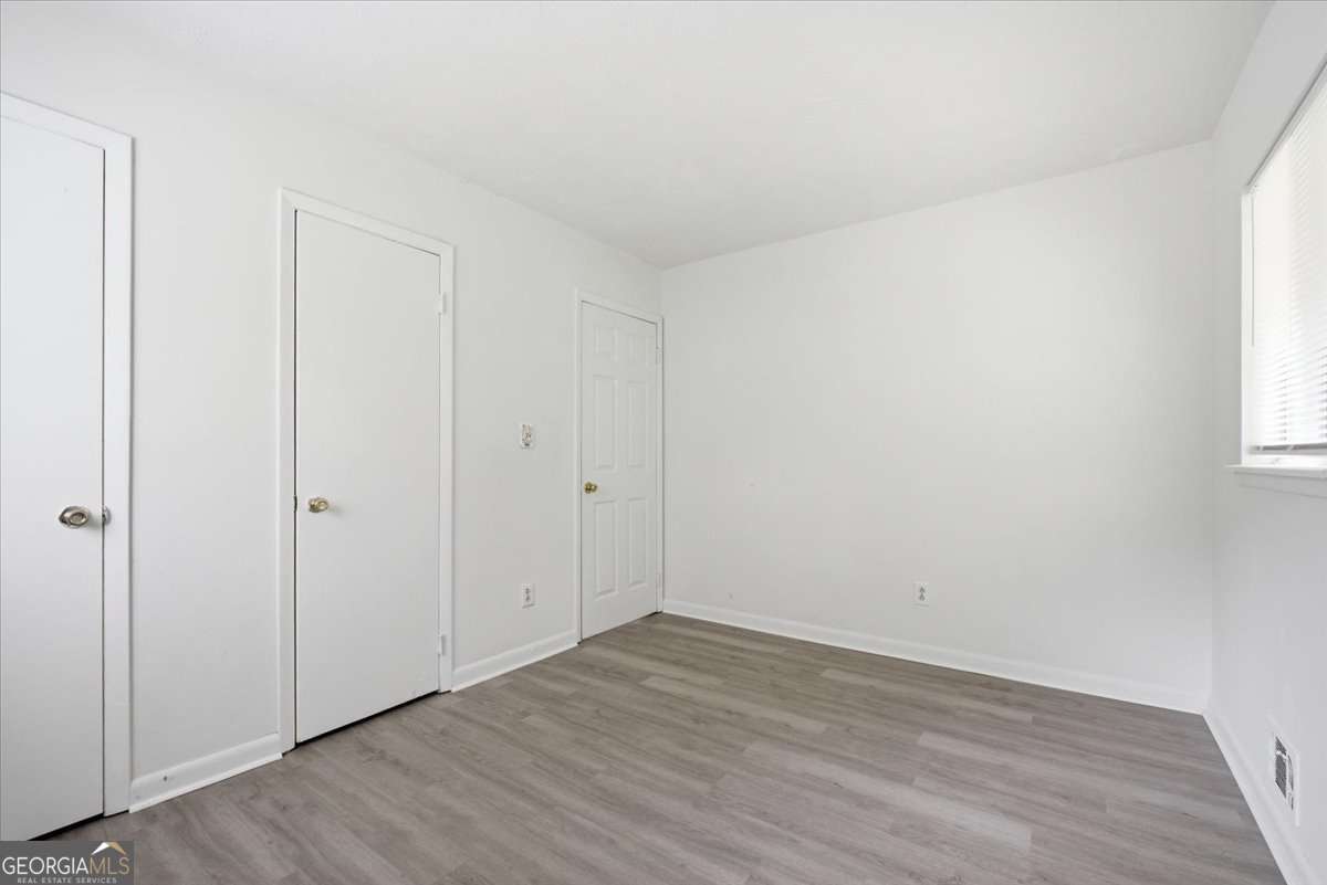 1947 Grange Drive Se Property Photo 12