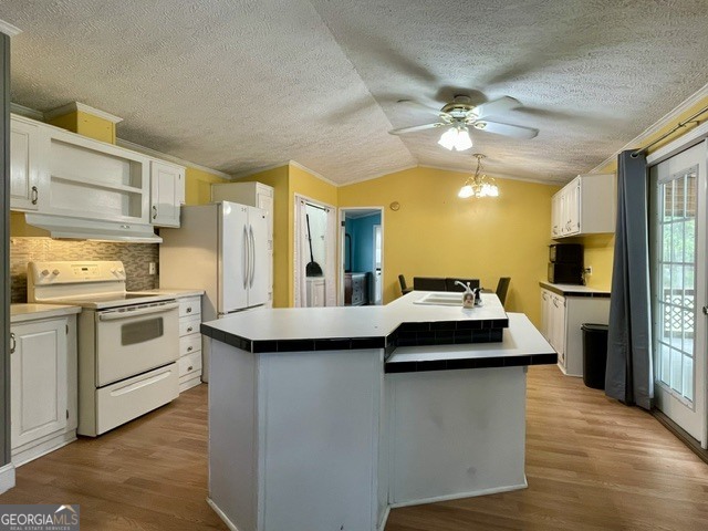 1465 Webb Circle Property Photo 8
