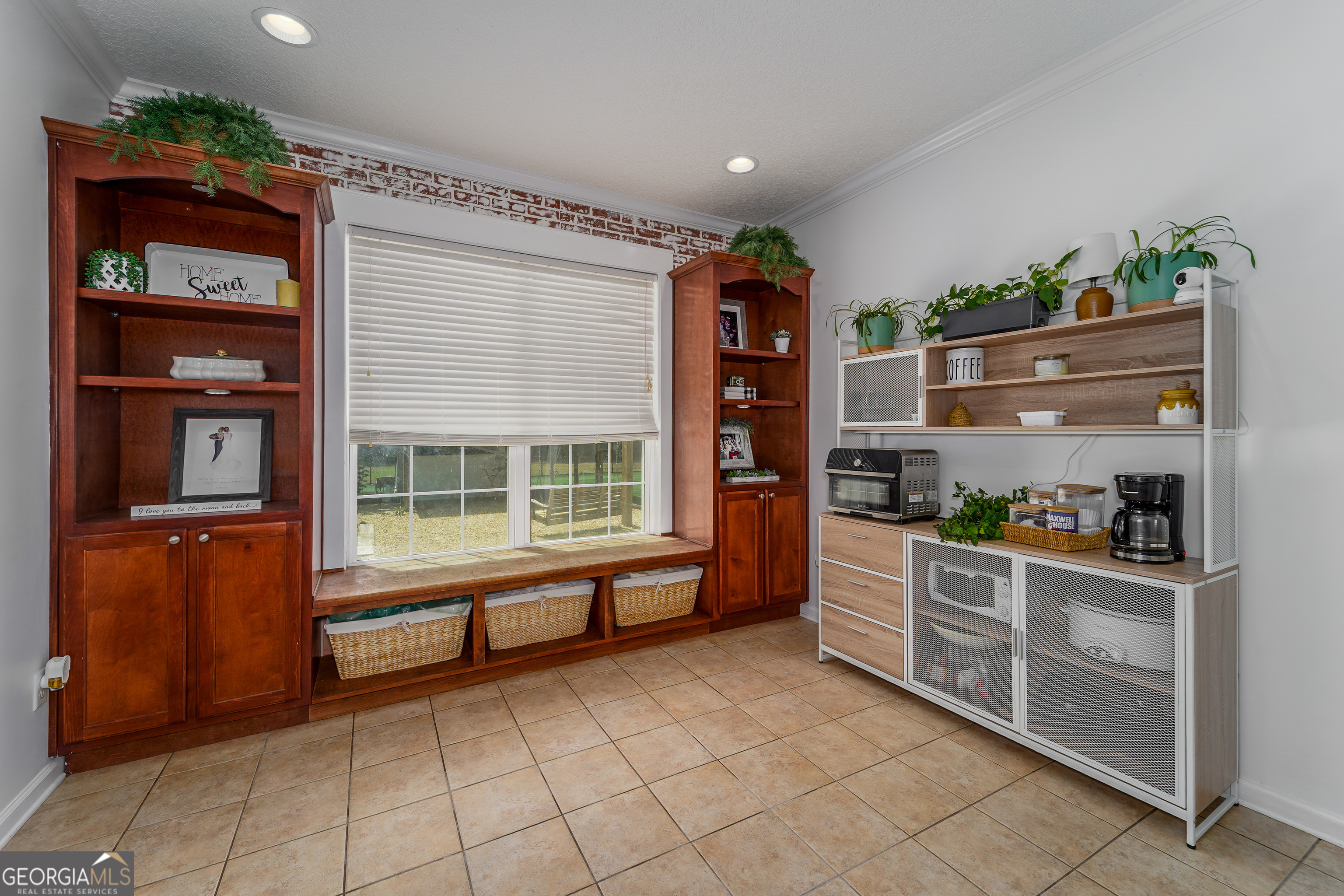 5512 Newton Road Property Photo 15
