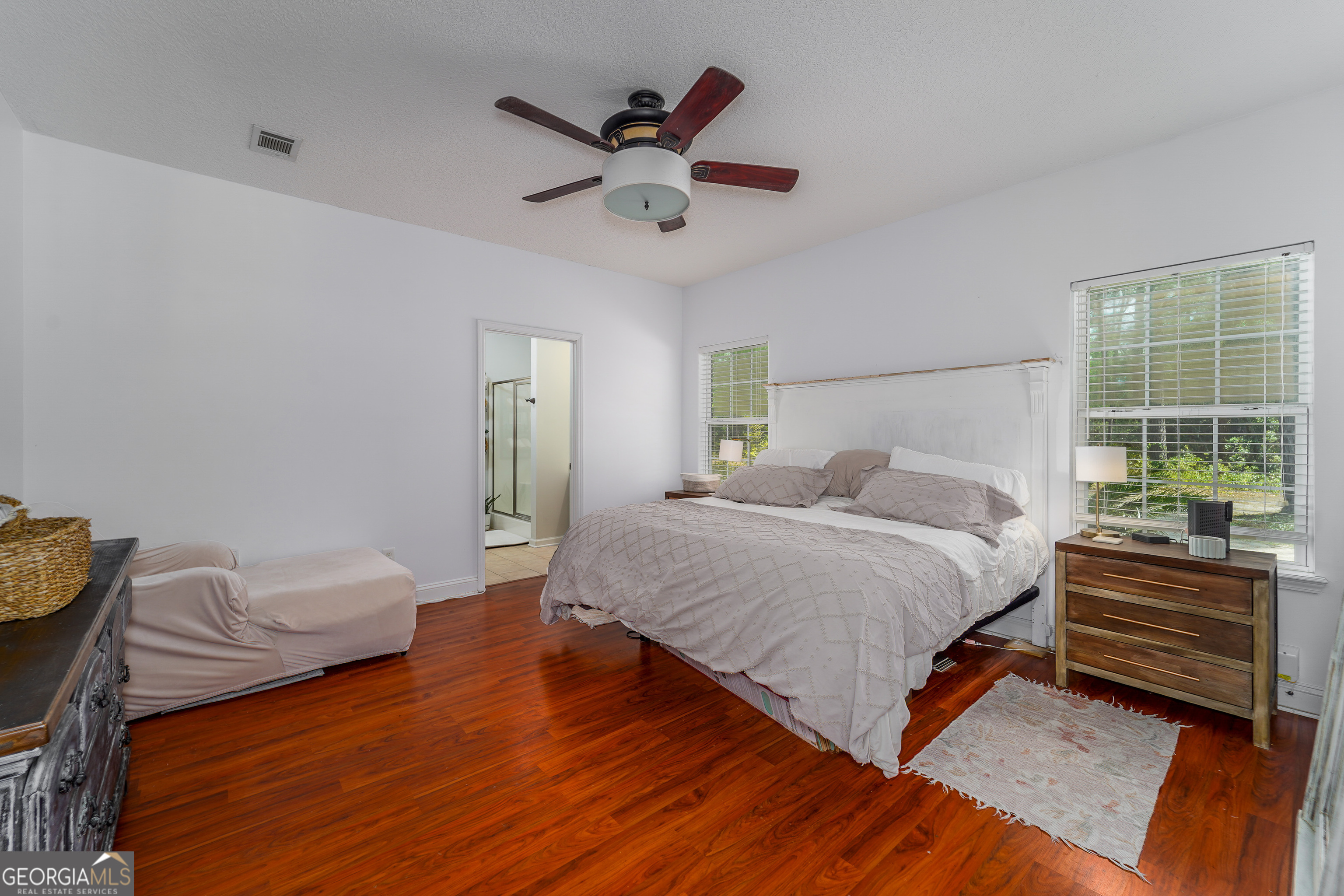 5512 Newton Road Property Photo 16