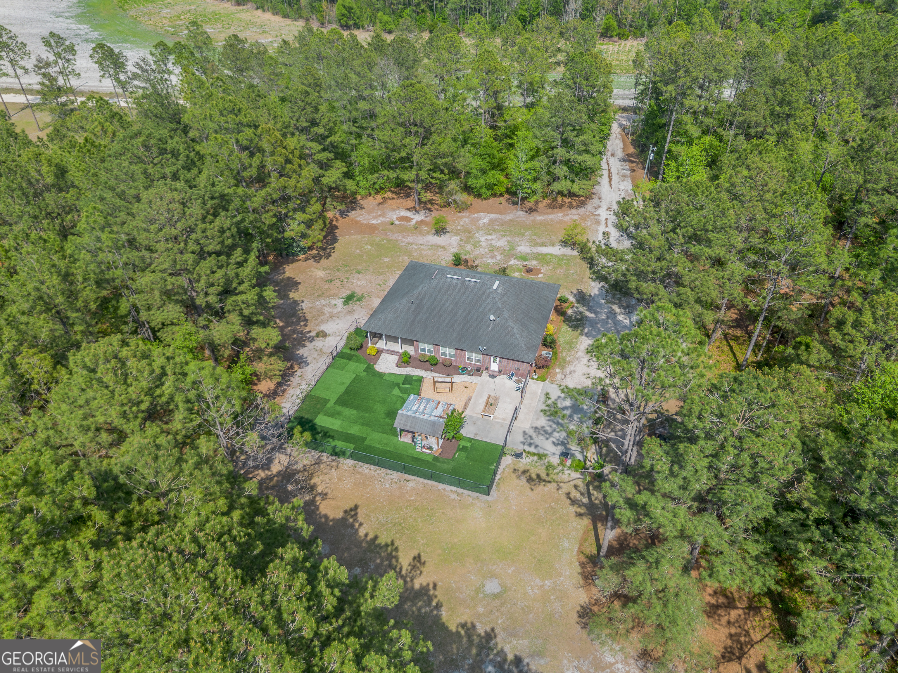 5512 Newton Road Property Photo 37
