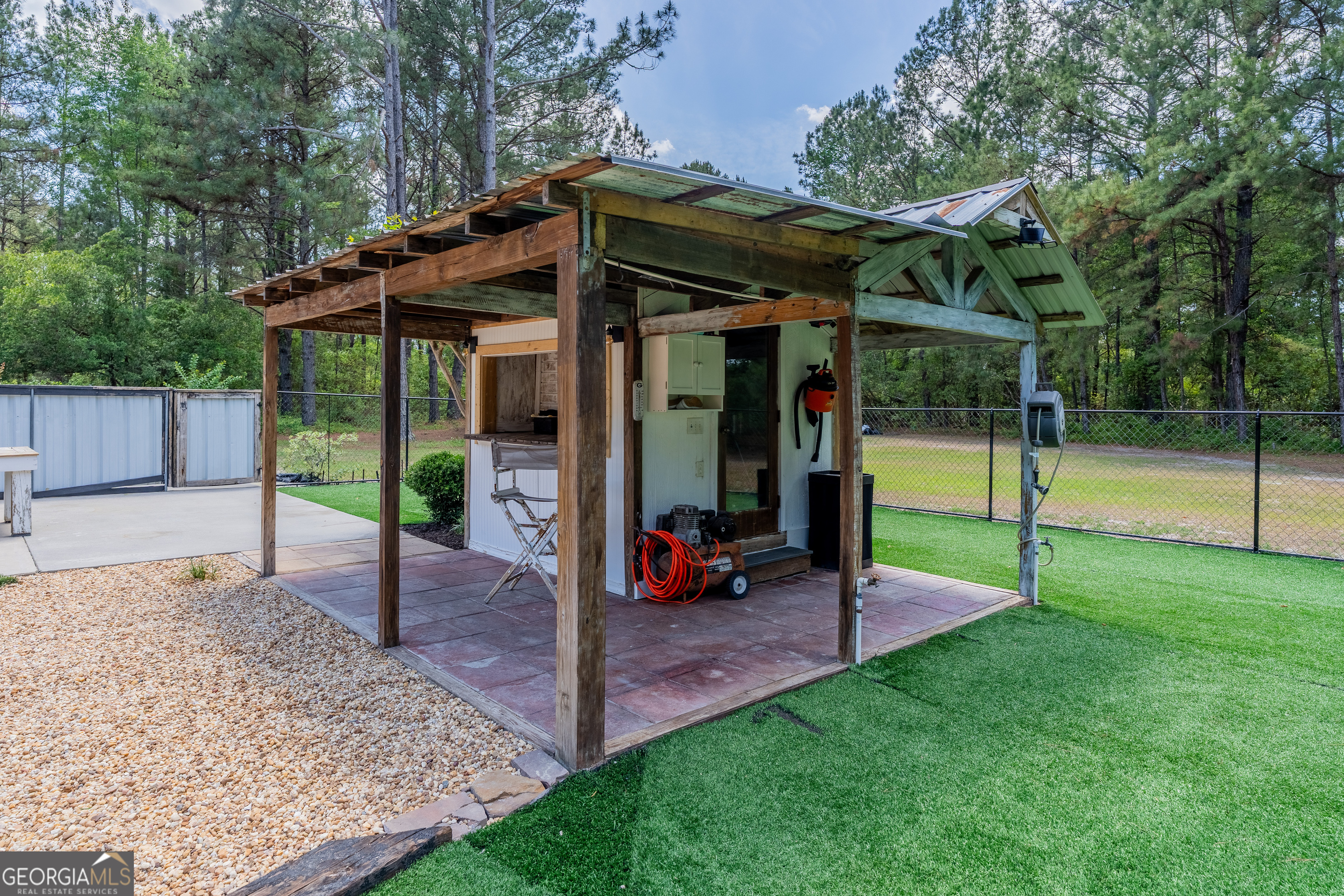 5512 Newton Road Property Photo 45