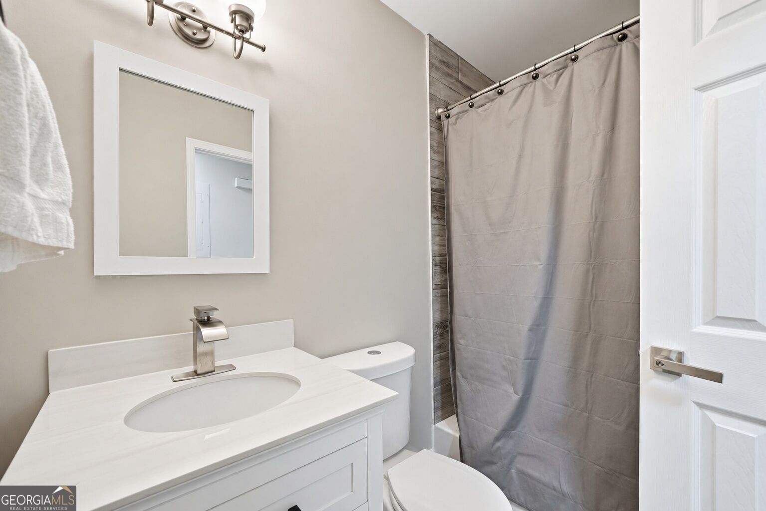 516 Landers Street Property Photo 16