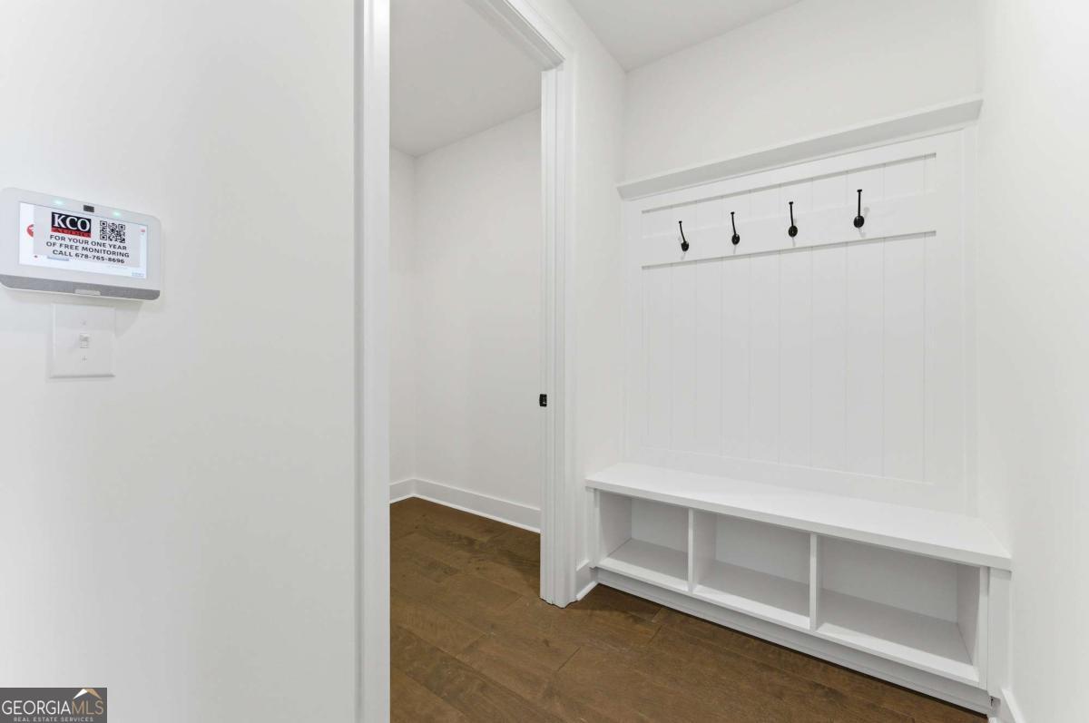 2690 Marie Way Property Photo 3