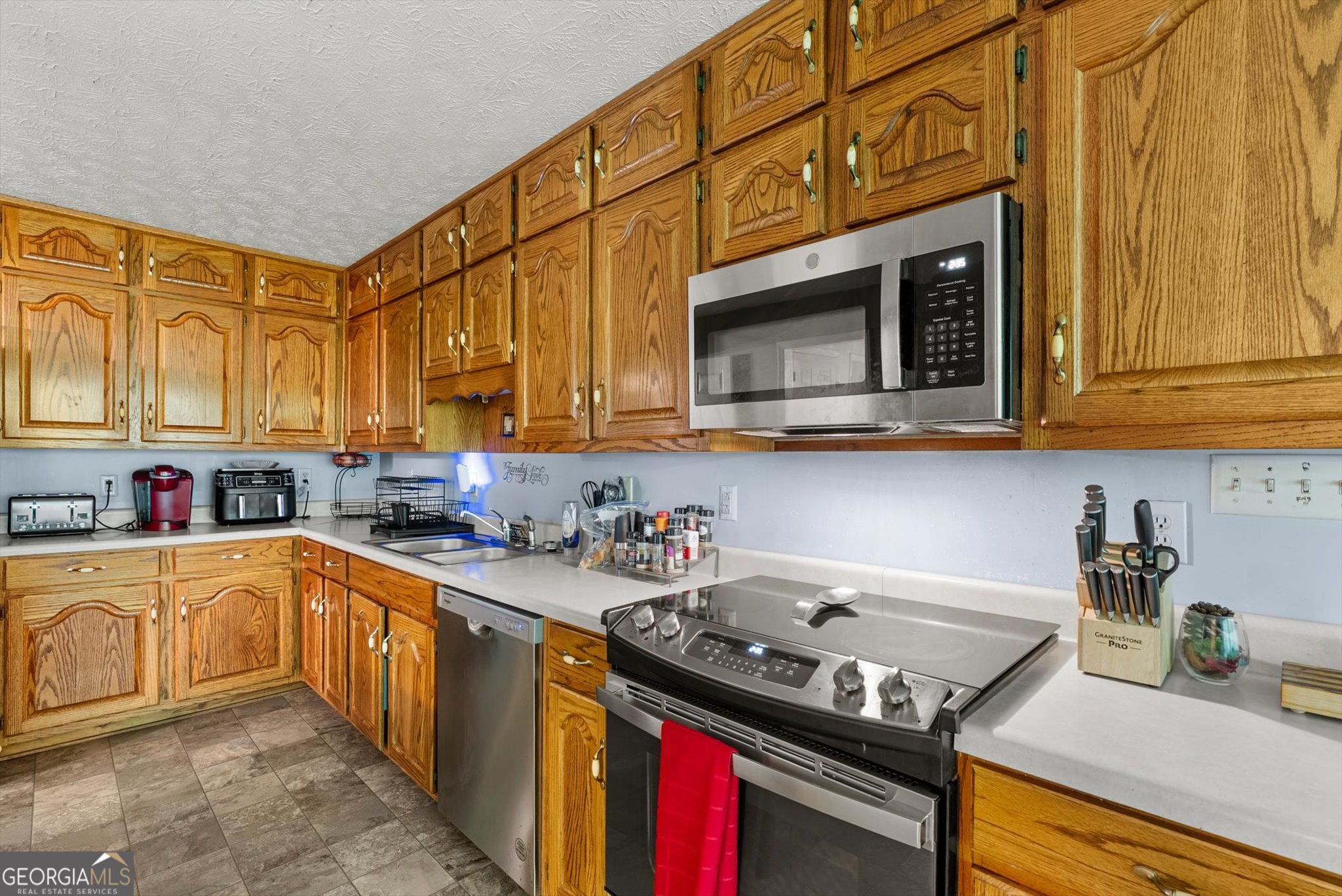 165 Hayes Circle Property Photo 13