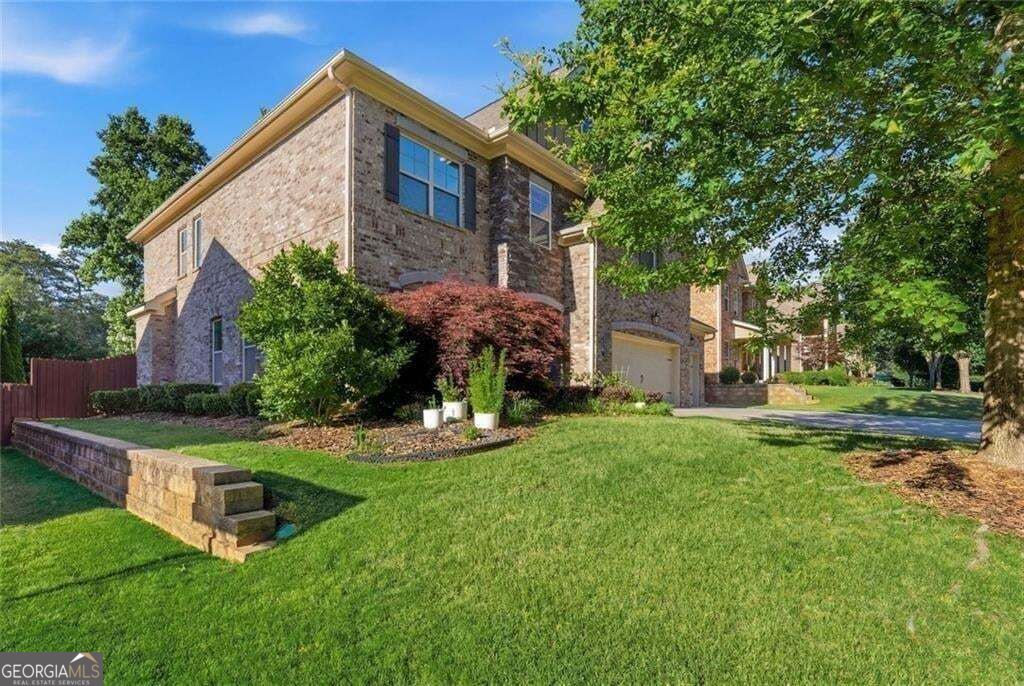 1255 Redbud Drive Property Photo 4