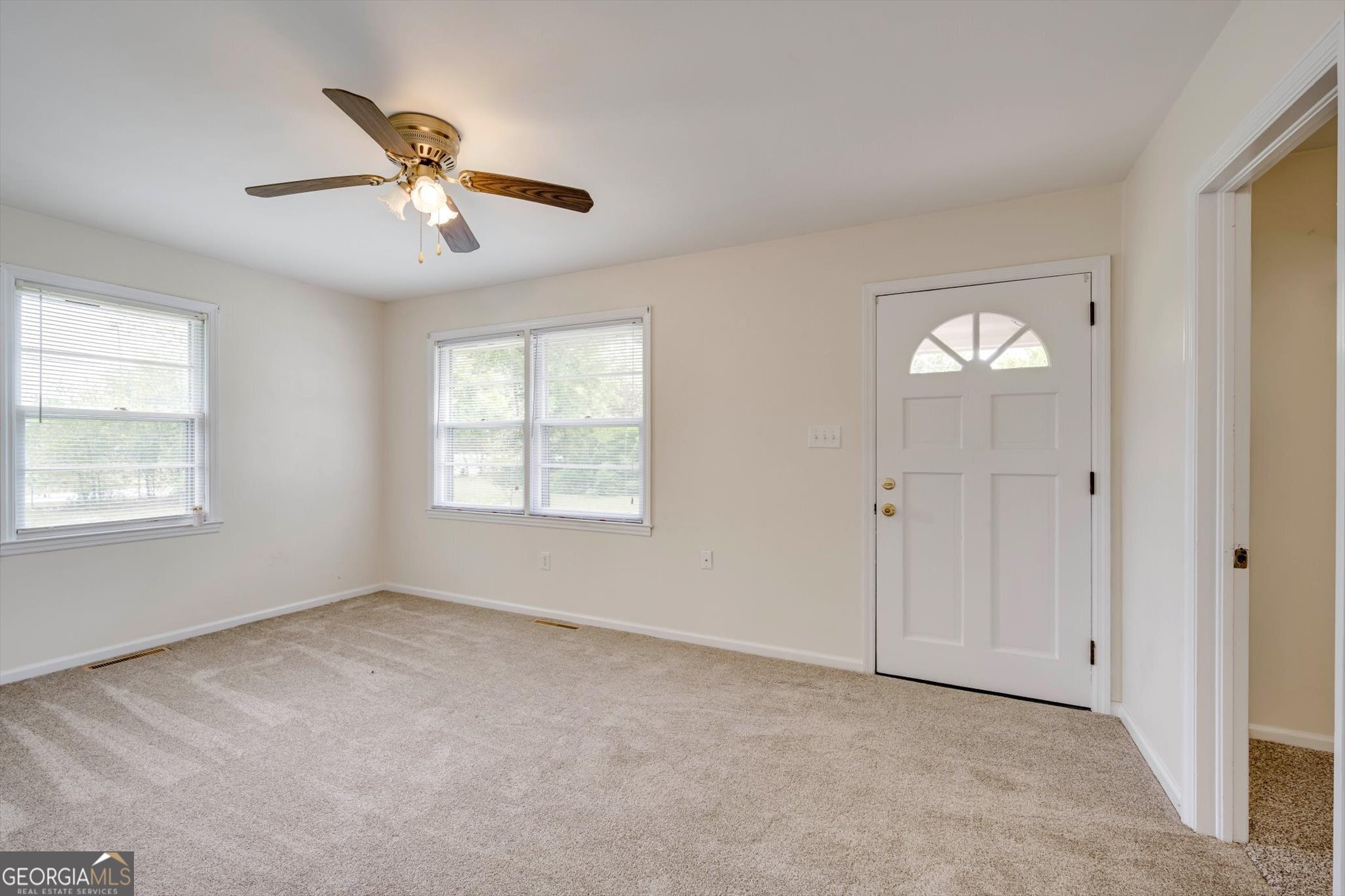 310 Black Street Property Photo 6