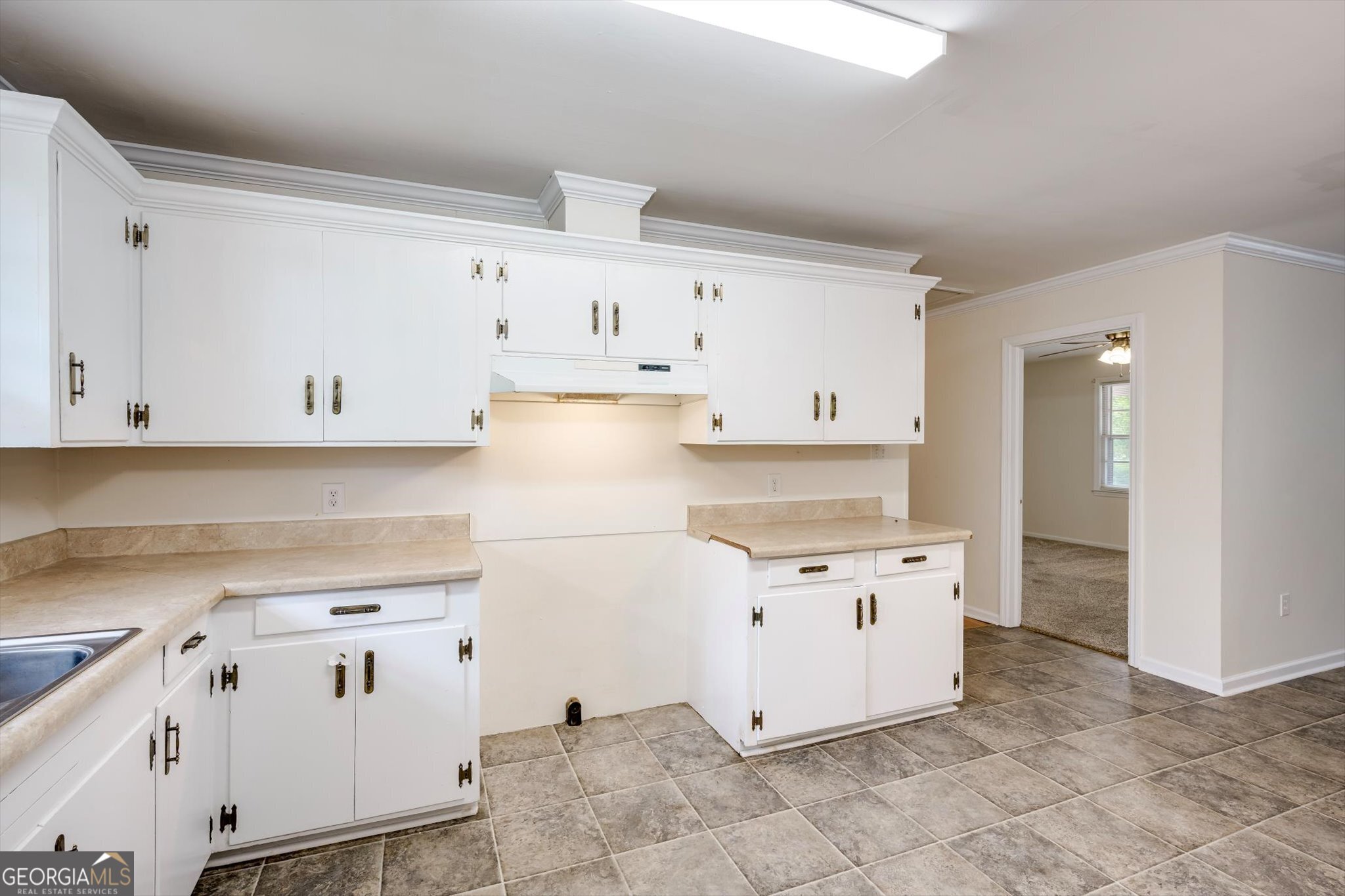 310 Black Street Property Photo 14