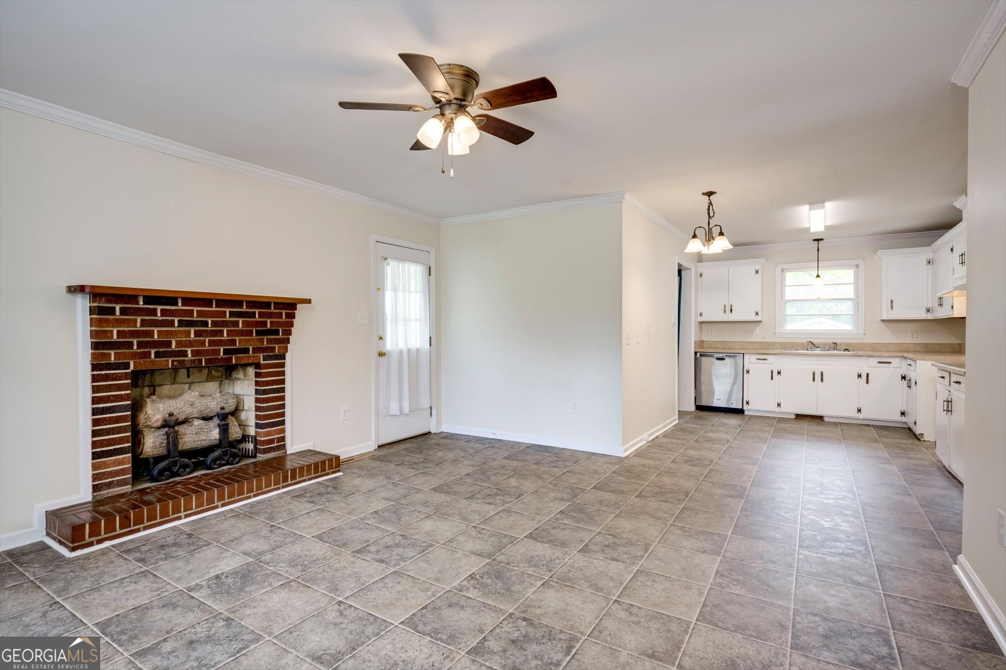 310 Black Street Property Photo 19