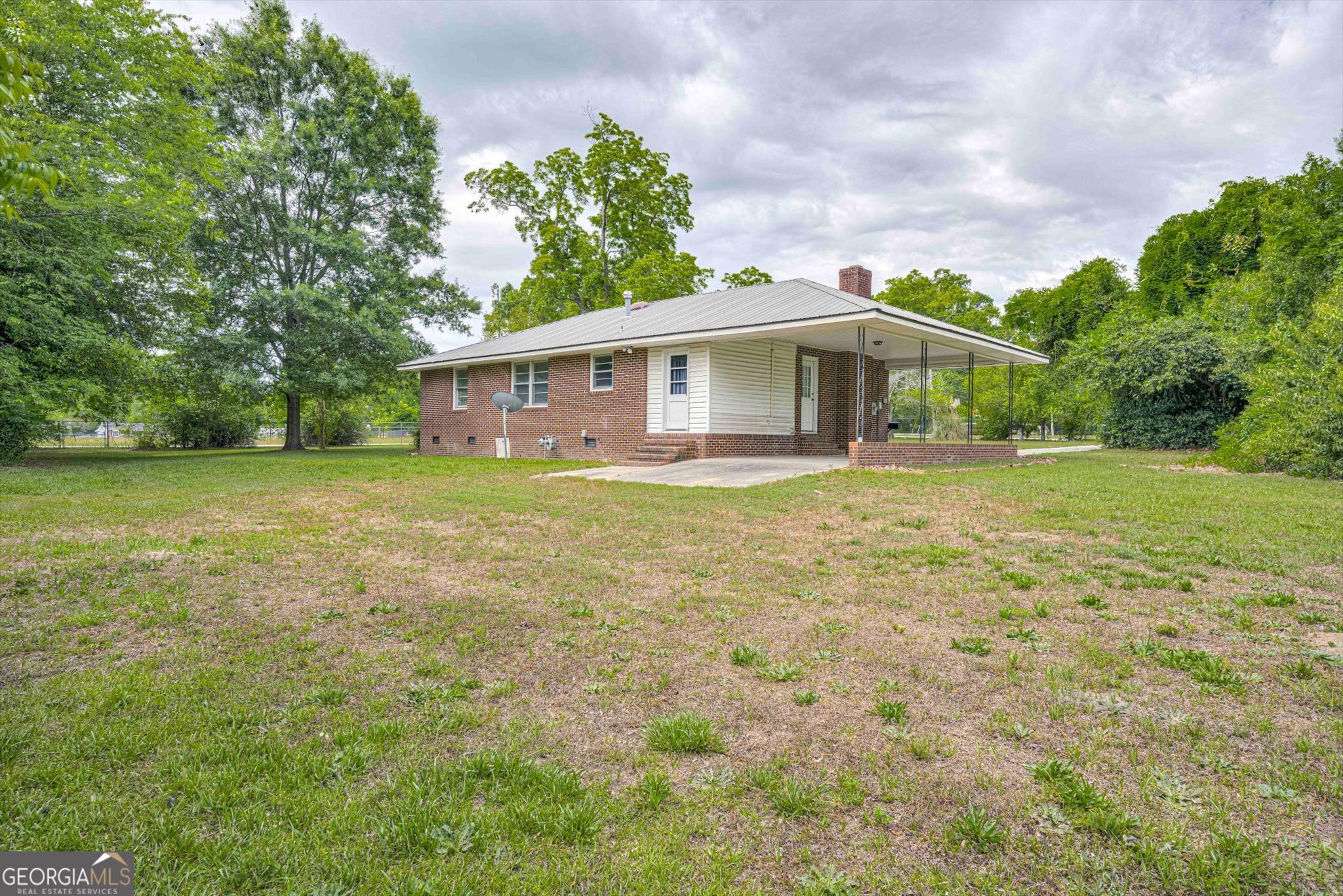 310 Black Street Property Photo 26