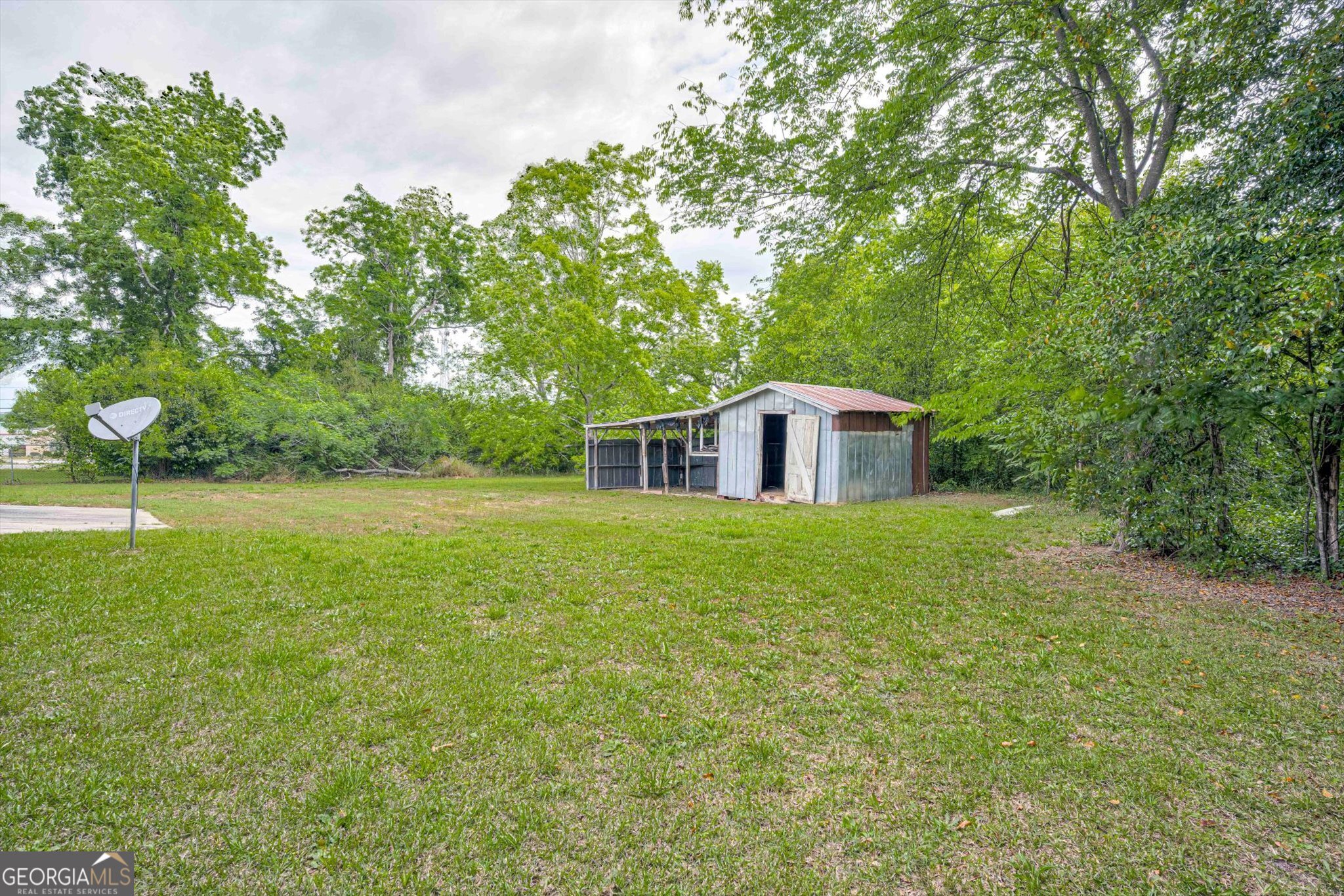 310 Black Street Property Photo 28