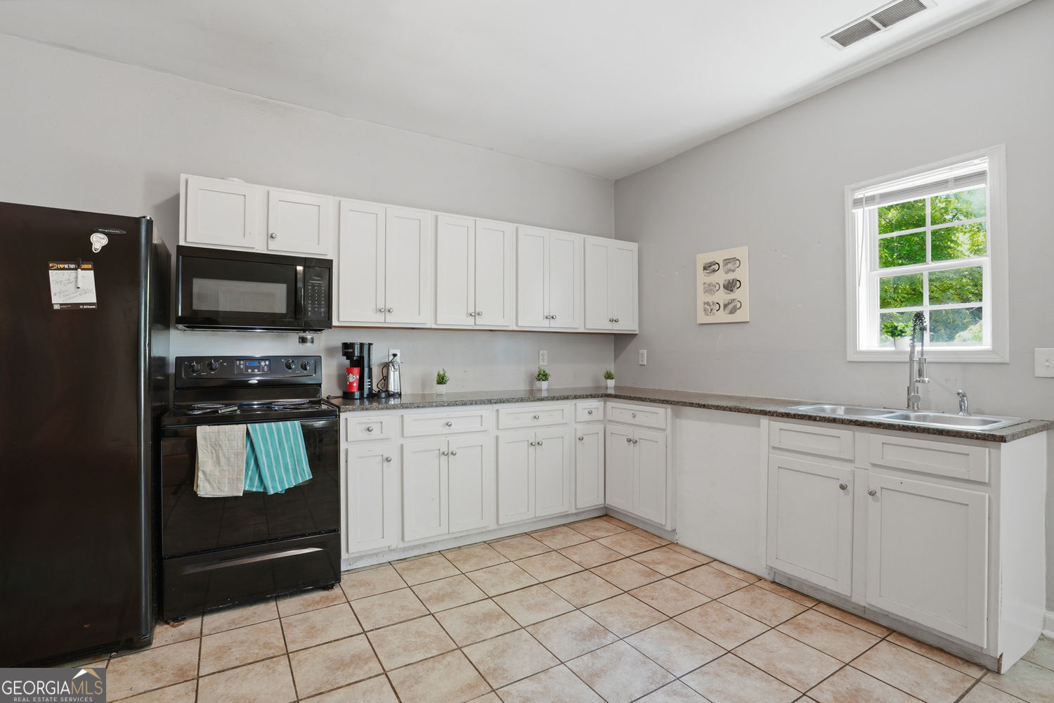 1070 Mayson Turner Road Nw Property Photo 10