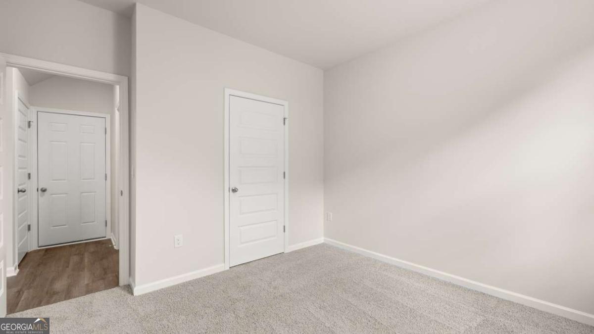 841 Trillium Drive Property Photo 11