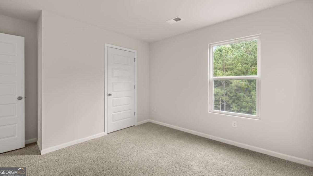 841 Trillium Drive Property Photo 26