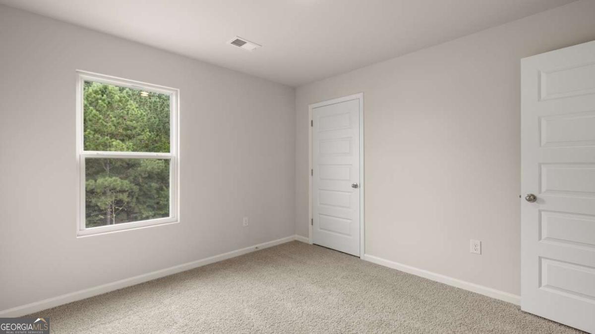 841 Trillium Drive Property Photo 28