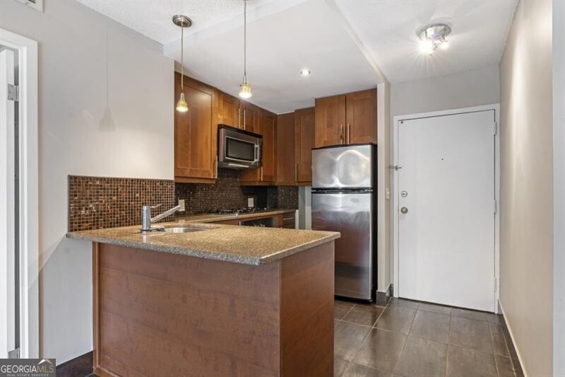 2285 Peachtree Road Ne # 703 Property Photo 5