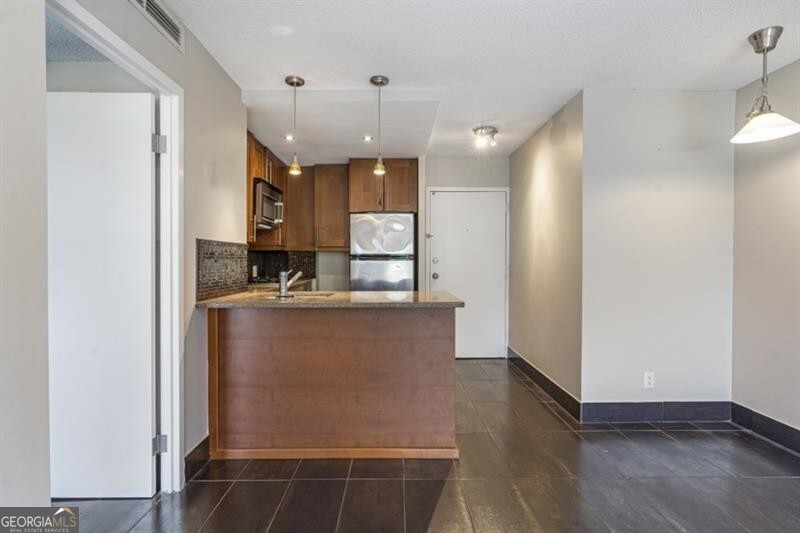 2285 Peachtree Road Ne # 703 Property Photo 6