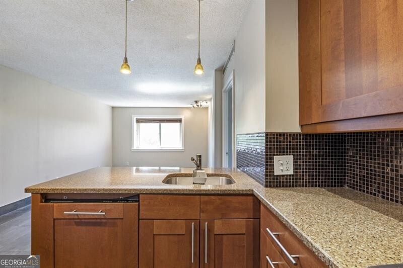 2285 Peachtree Road Ne # 703 Property Photo 8
