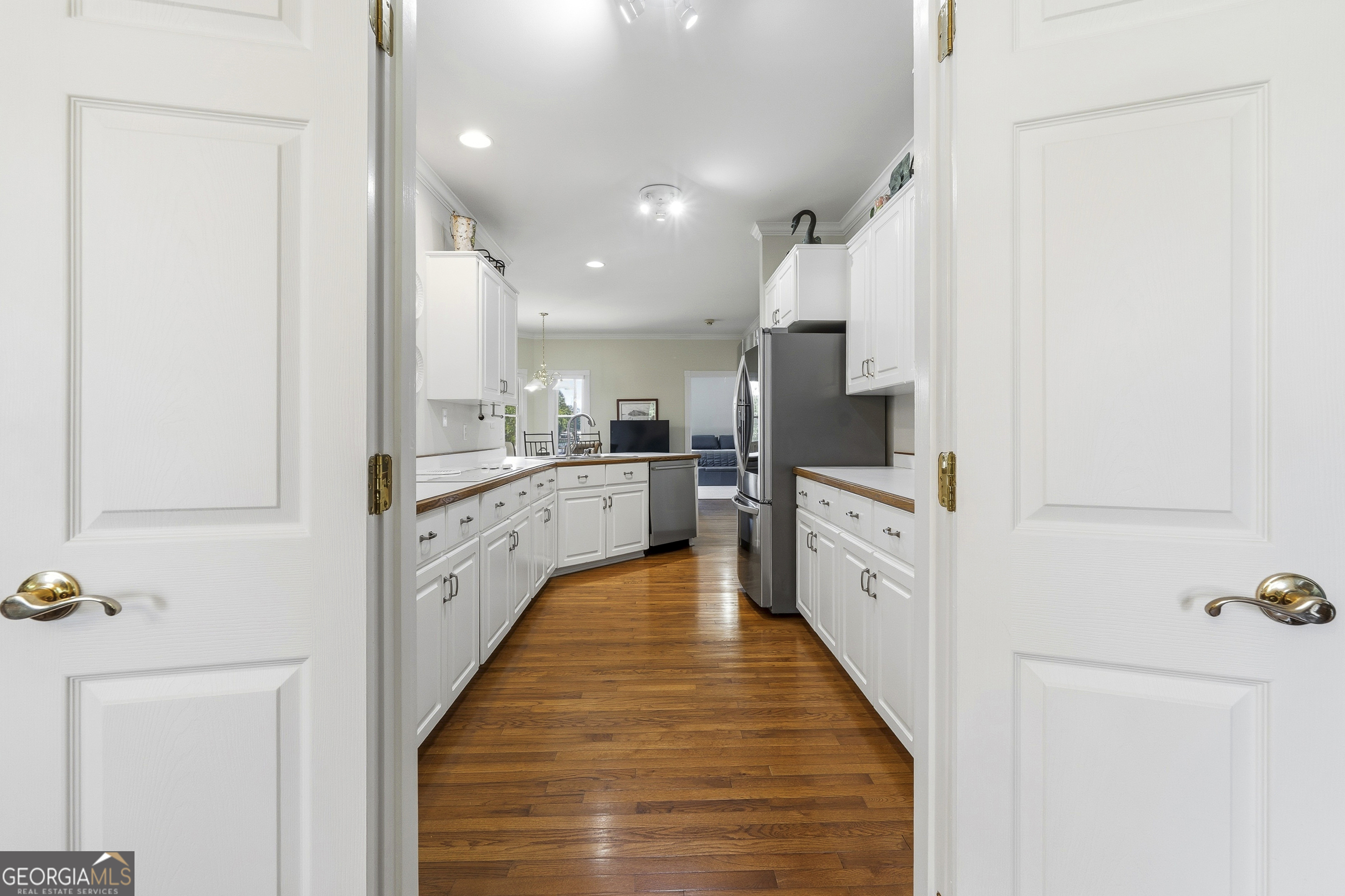 104 Spruce Point Property Photo 13