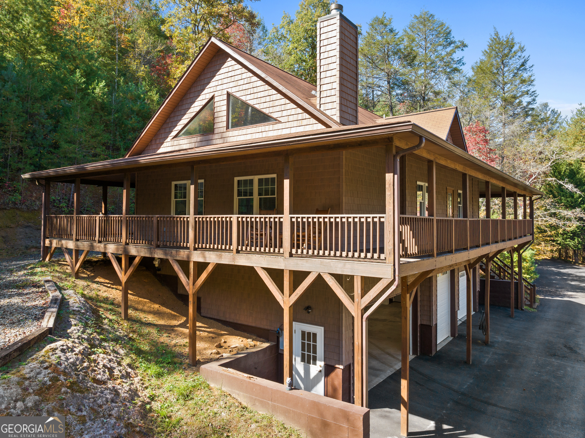 358 Misty River Circle Property Photo 2